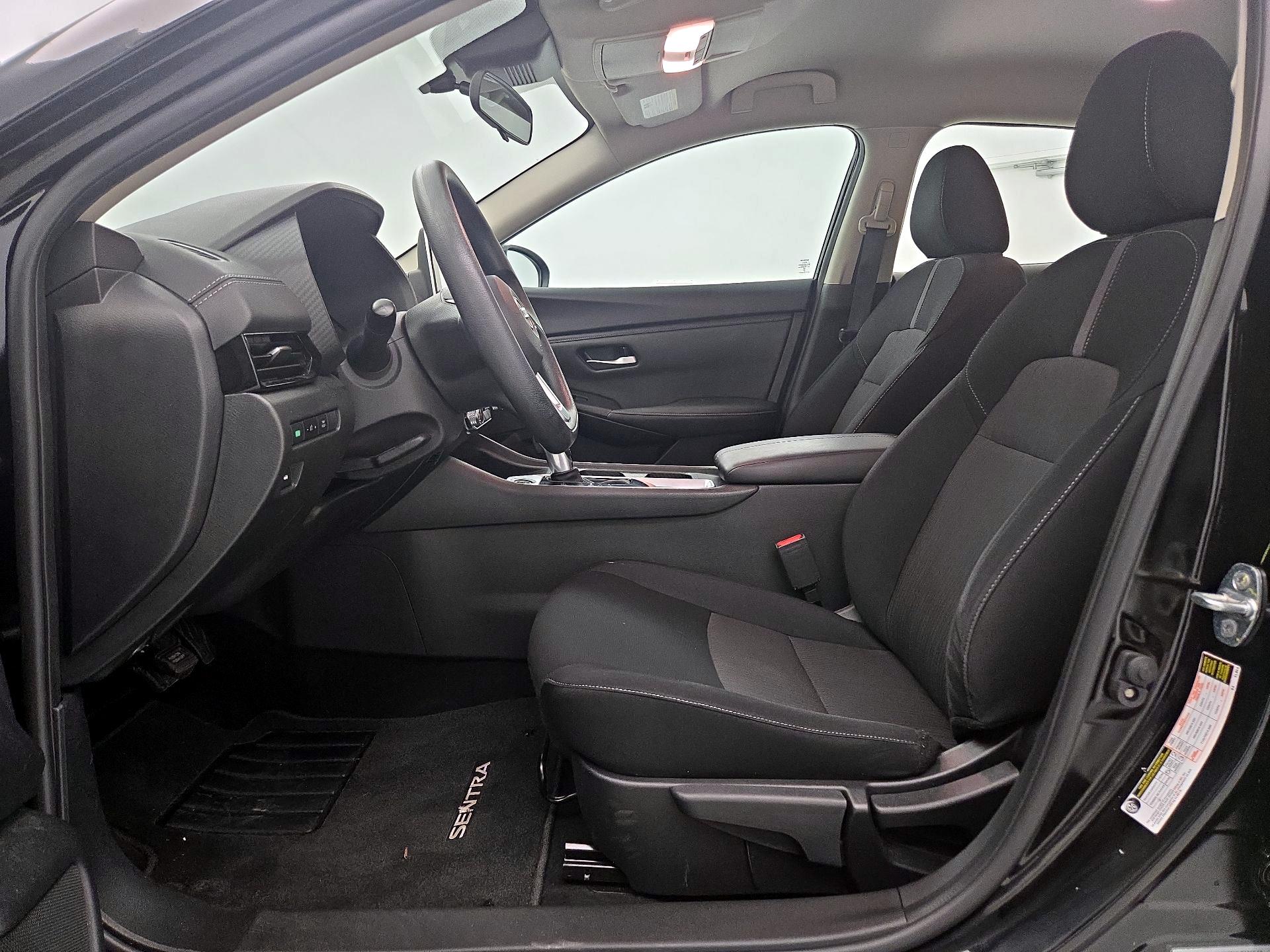 Thumbnail: 2023 Nissan Sentra - 11