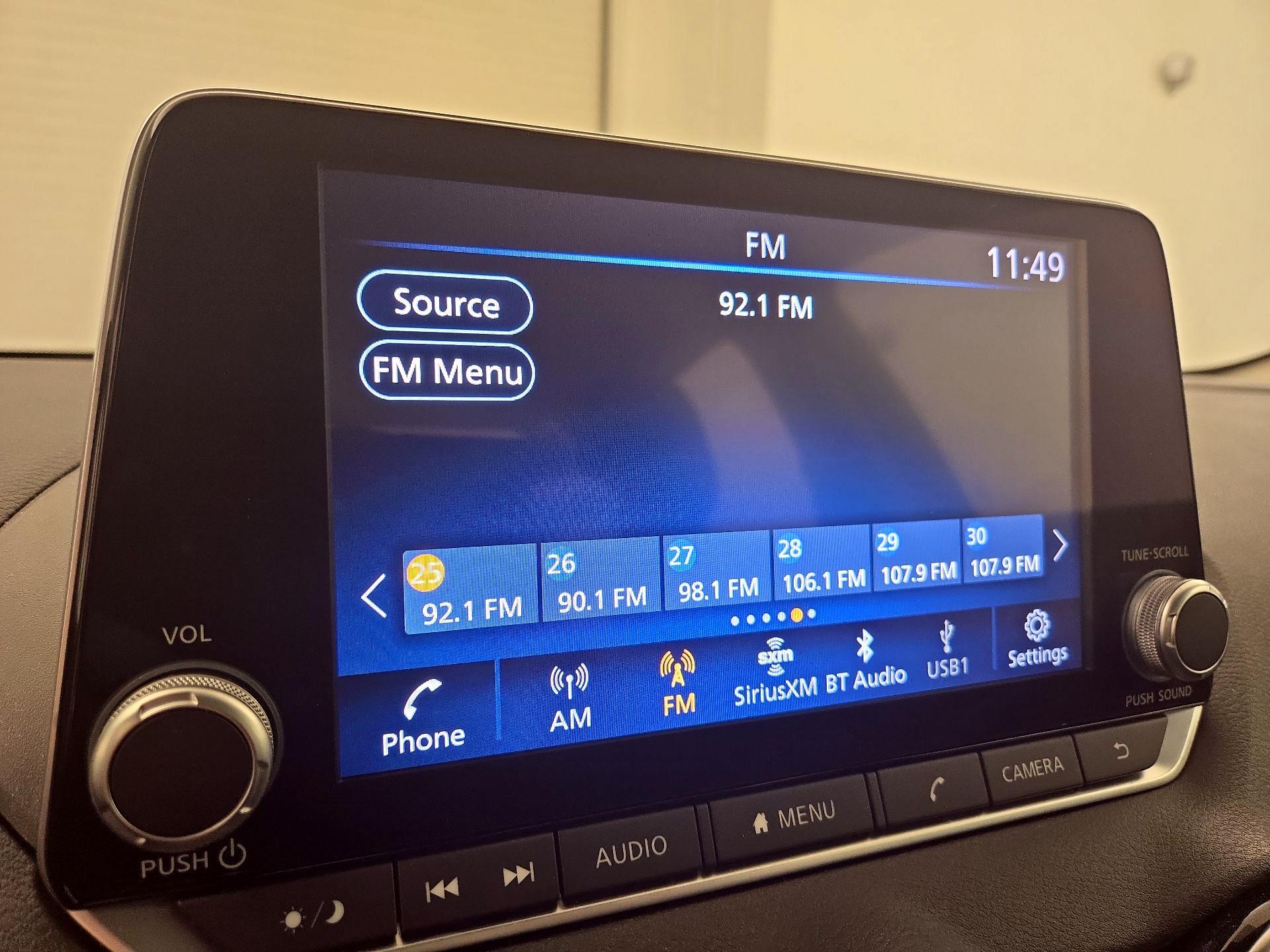 Thumbnail: 2023 Nissan Sentra - 15