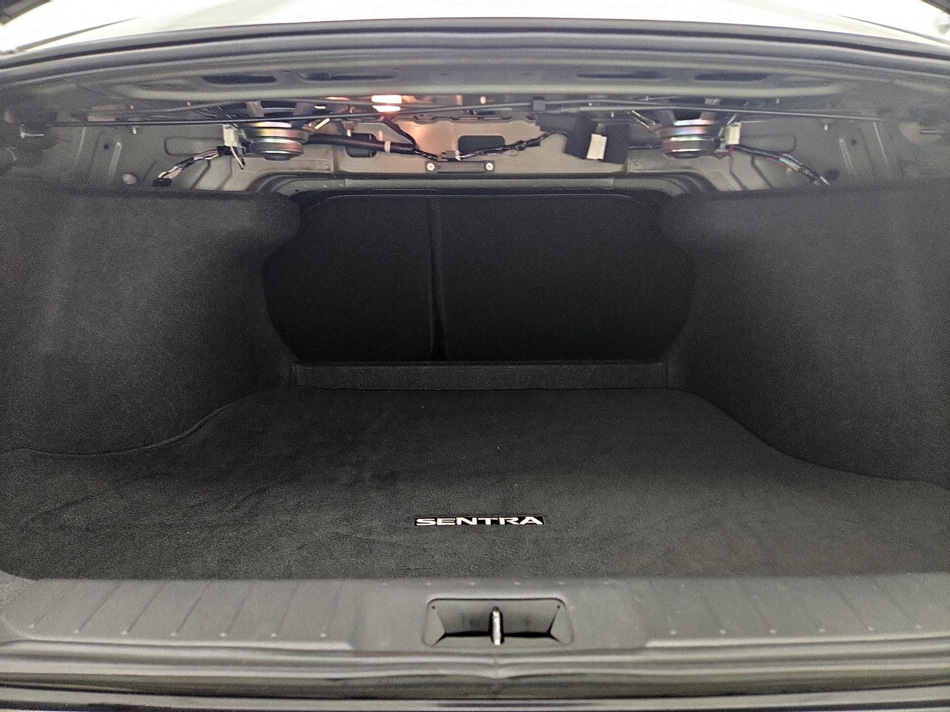 Thumbnail: 2023 Nissan Sentra - 20