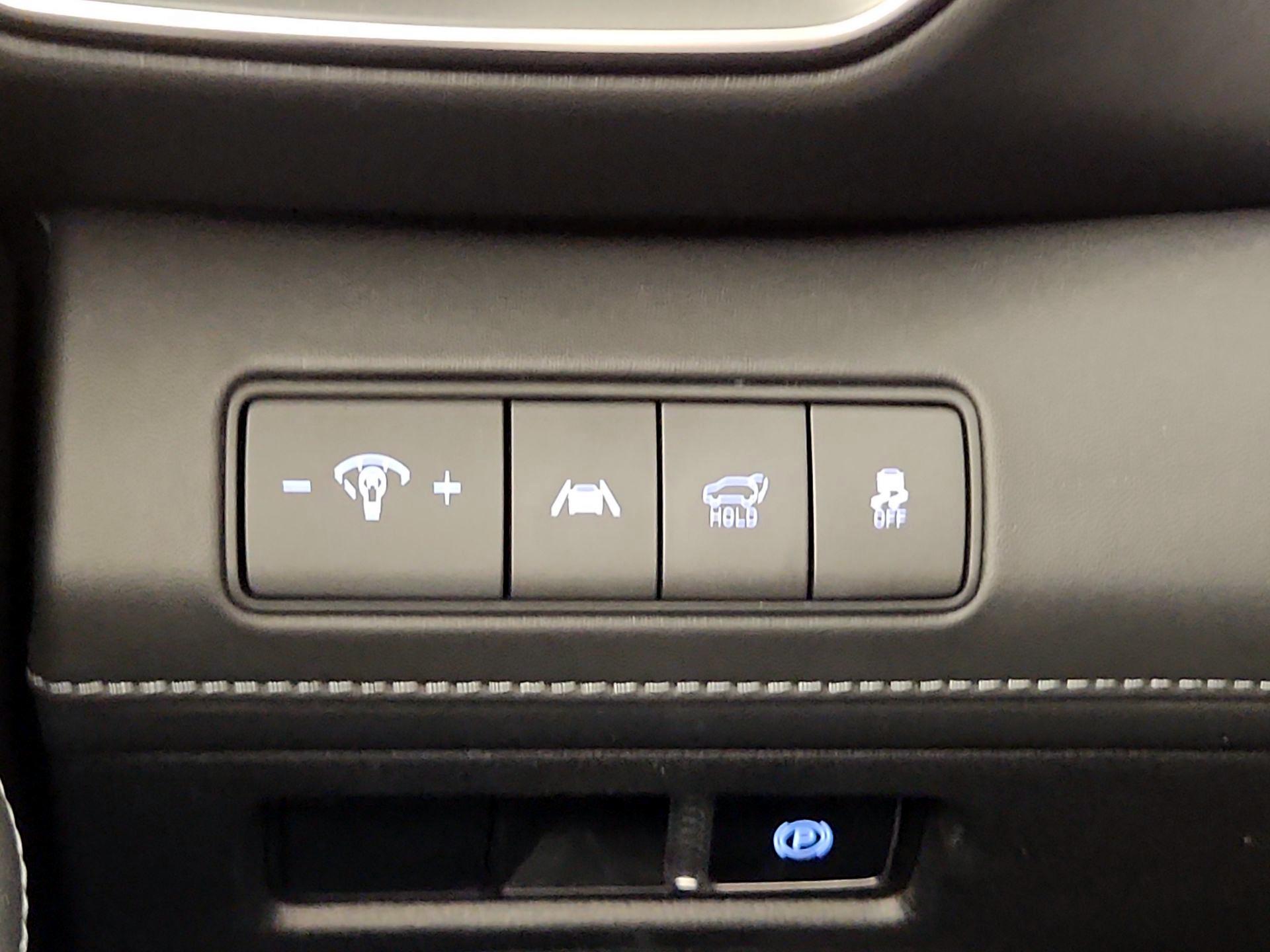 Thumbnail: 2023 Hyundai Santa Fe - 13