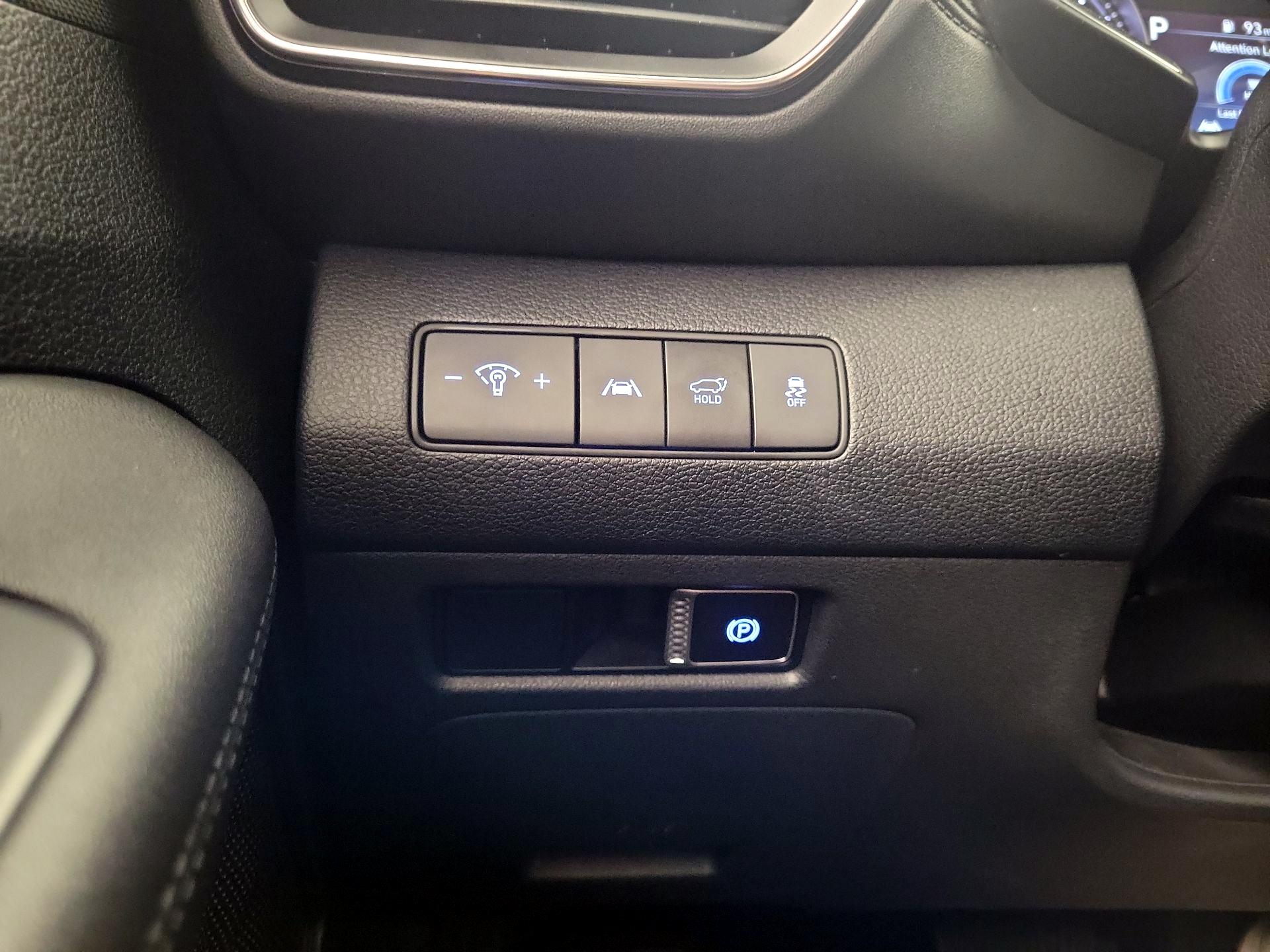 Thumbnail: 2023 Hyundai Santa Fe - 13