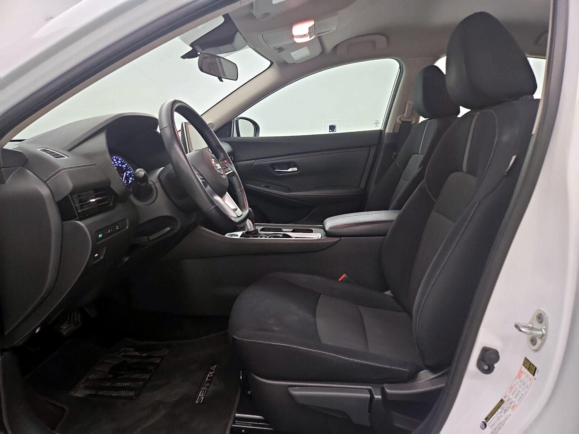 Thumbnail: 2022 Nissan Sentra - 11