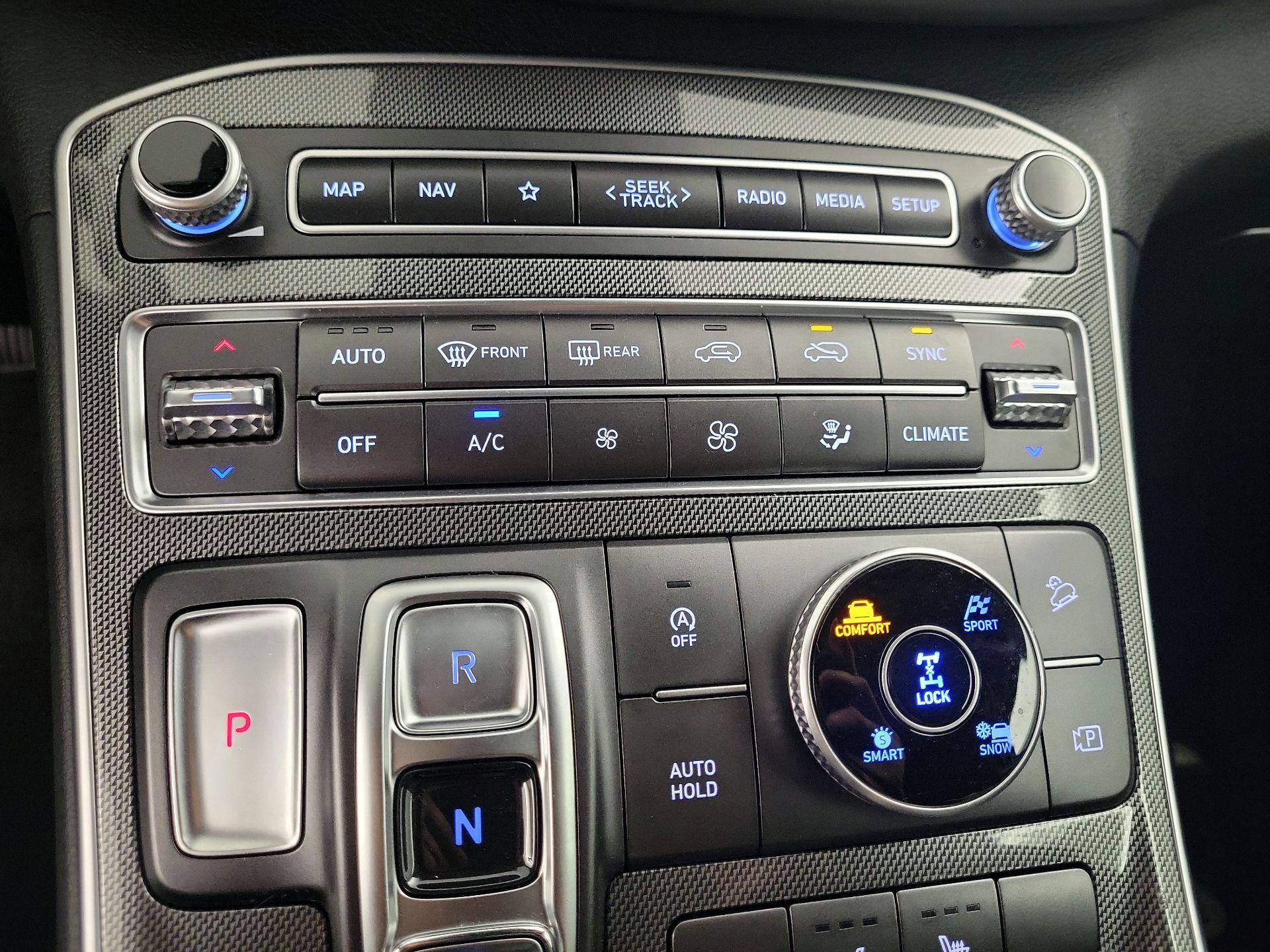 Thumbnail: 2023 Hyundai Santa Fe - 17