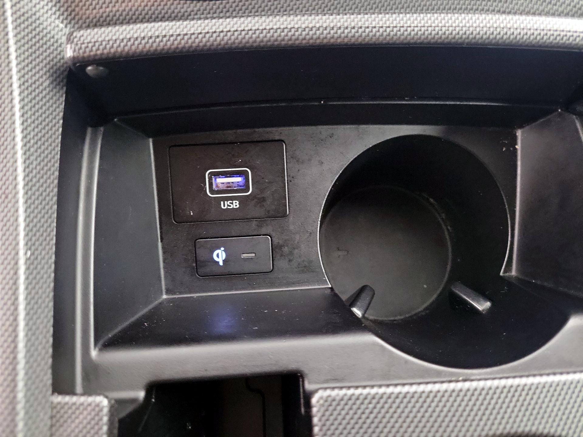 Thumbnail: 2023 Hyundai Santa Fe - 19