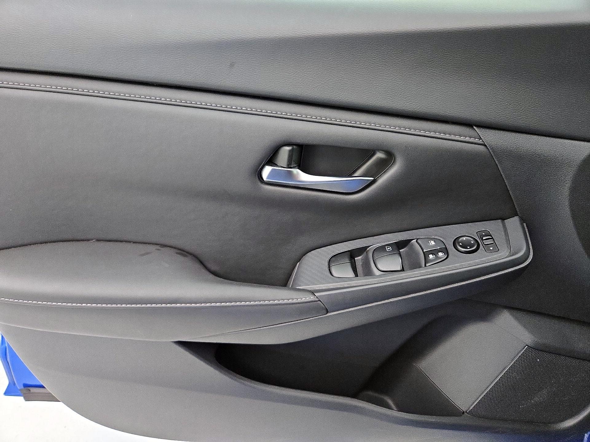 Thumbnail: 2023 Nissan Sentra - 12