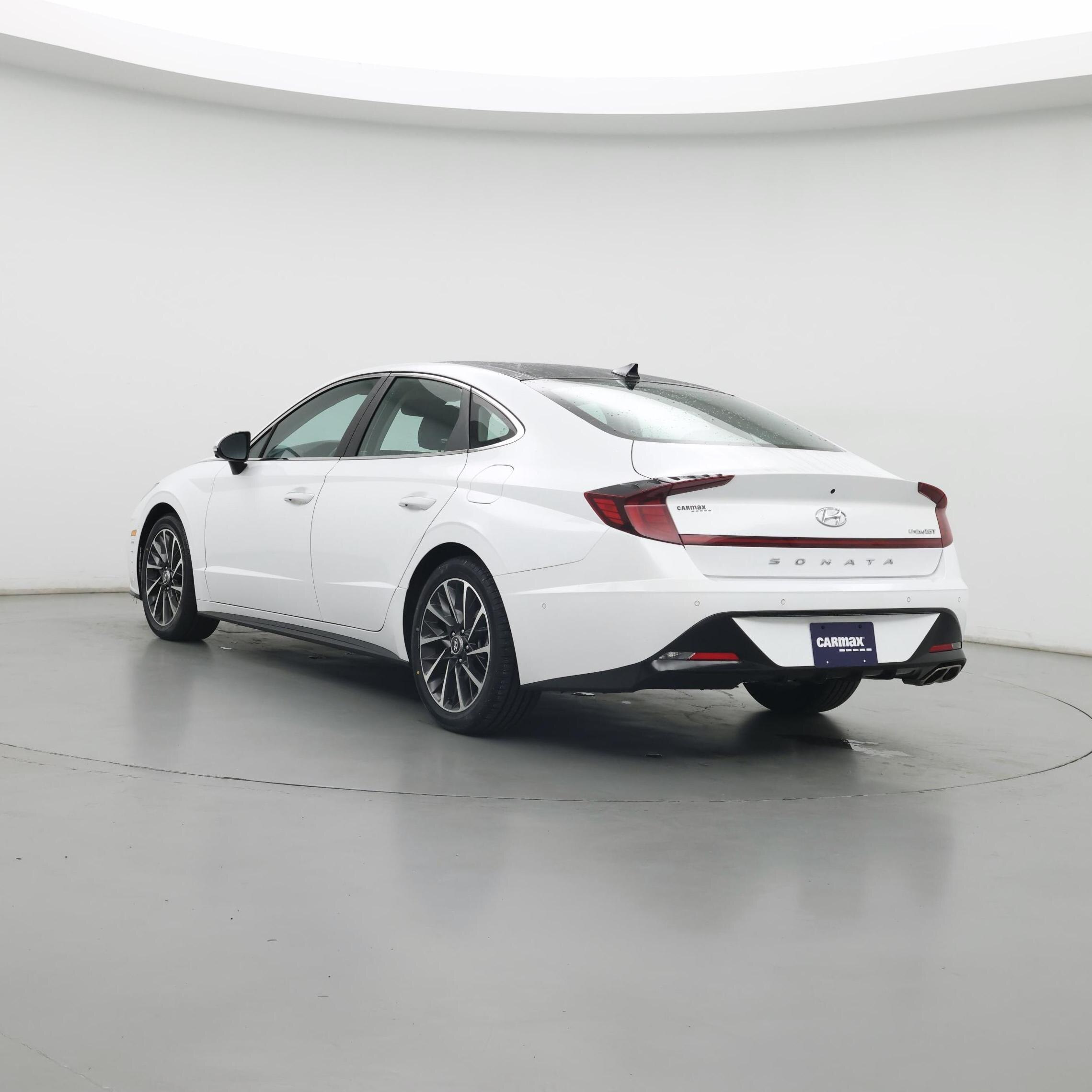 Thumbnail: 2023 Hyundai Sonata - 2