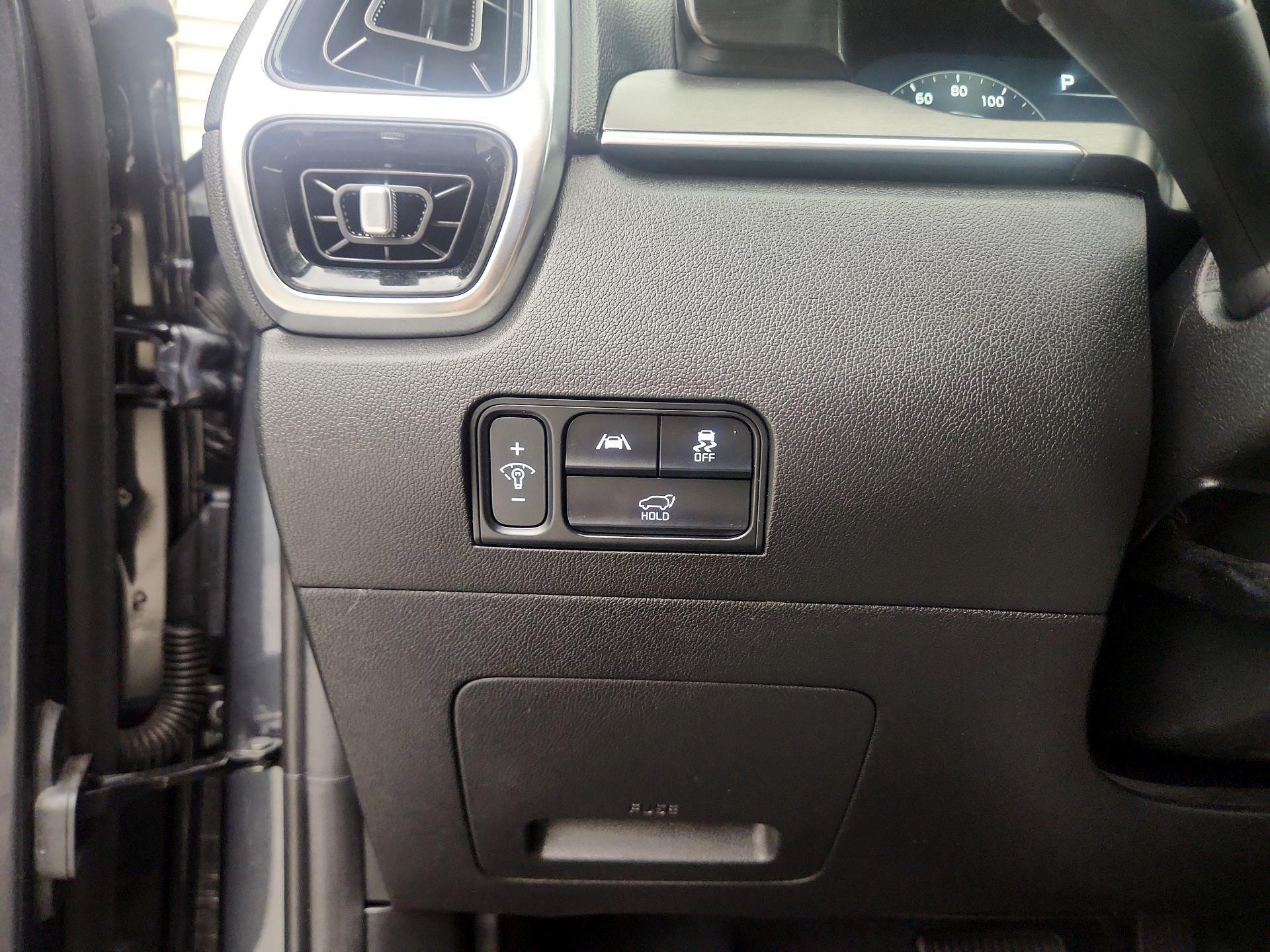 Thumbnail: 2023 Kia Sorento - 13