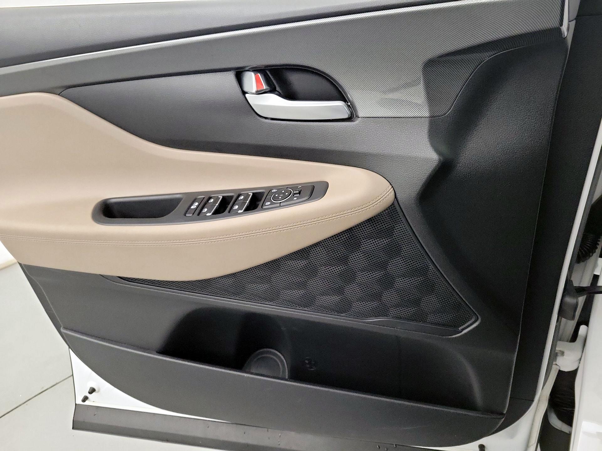 Thumbnail: 2023 Hyundai Santa Fe - 12