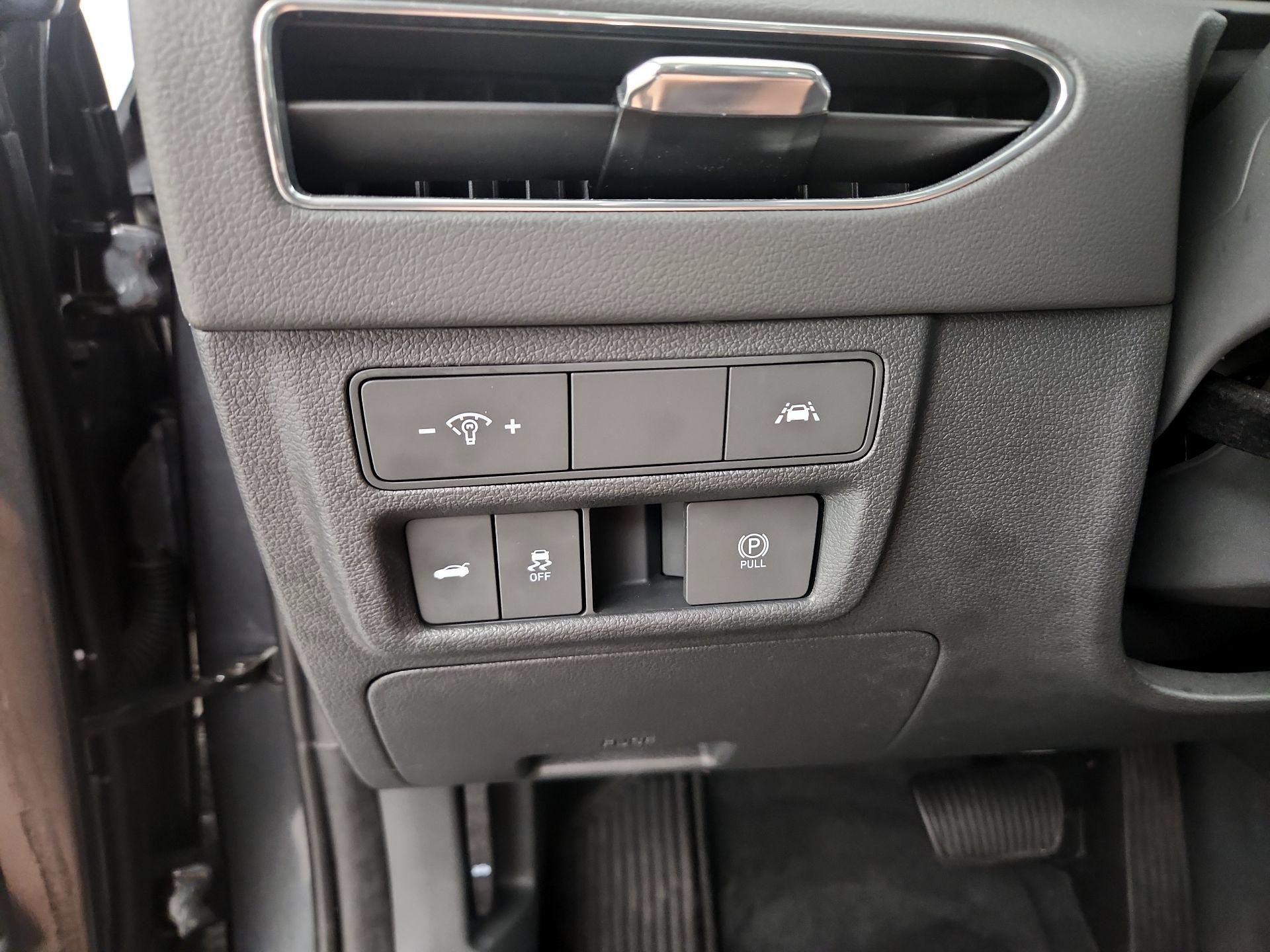 Thumbnail: 2023 Hyundai Sonata - 13