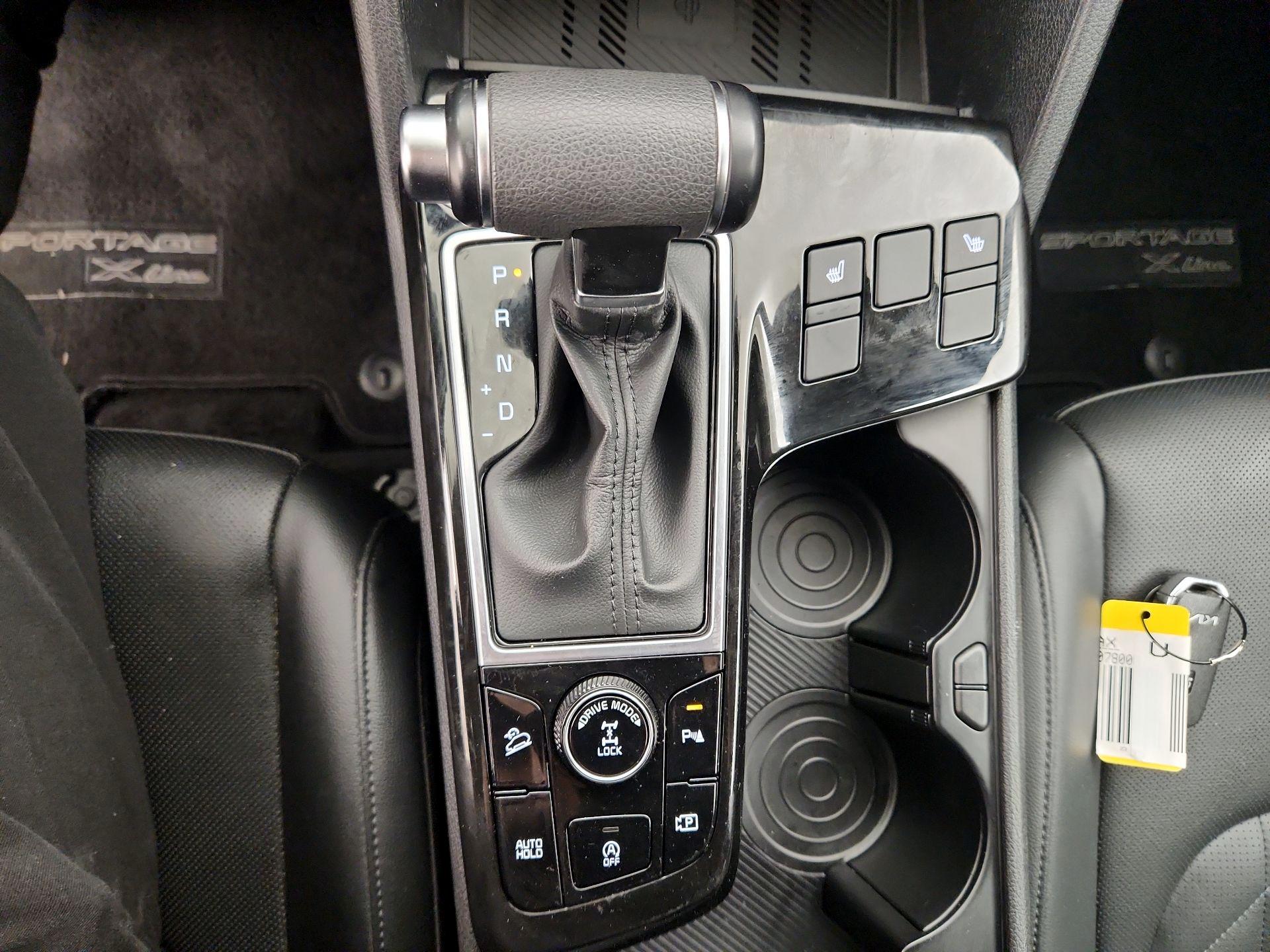 Thumbnail: 2023 Kia Sportage - 18