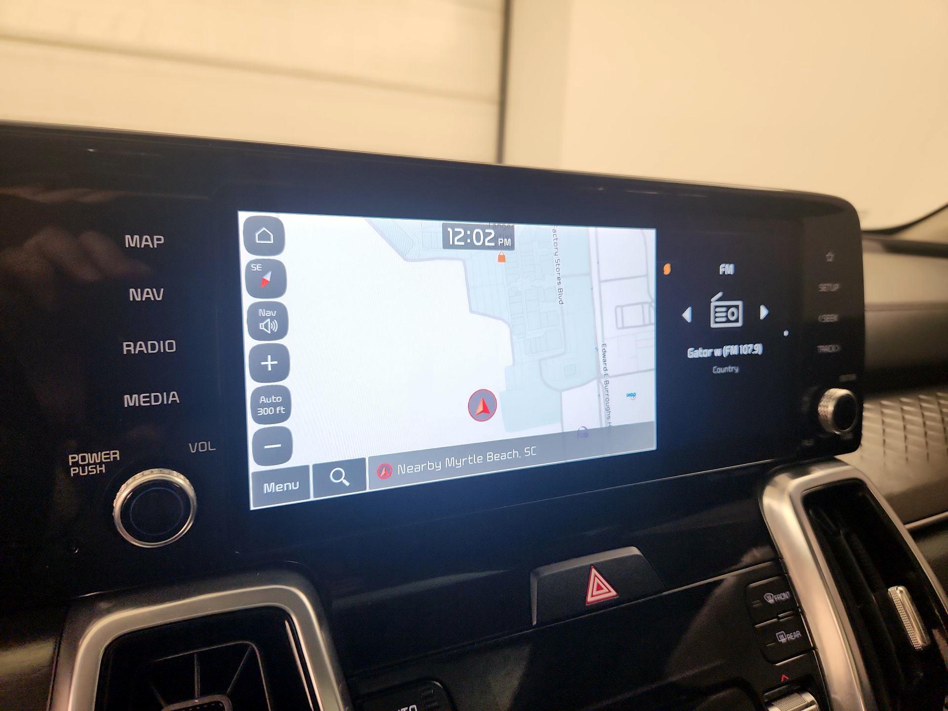 Thumbnail: 2023 Kia Sorento - 12