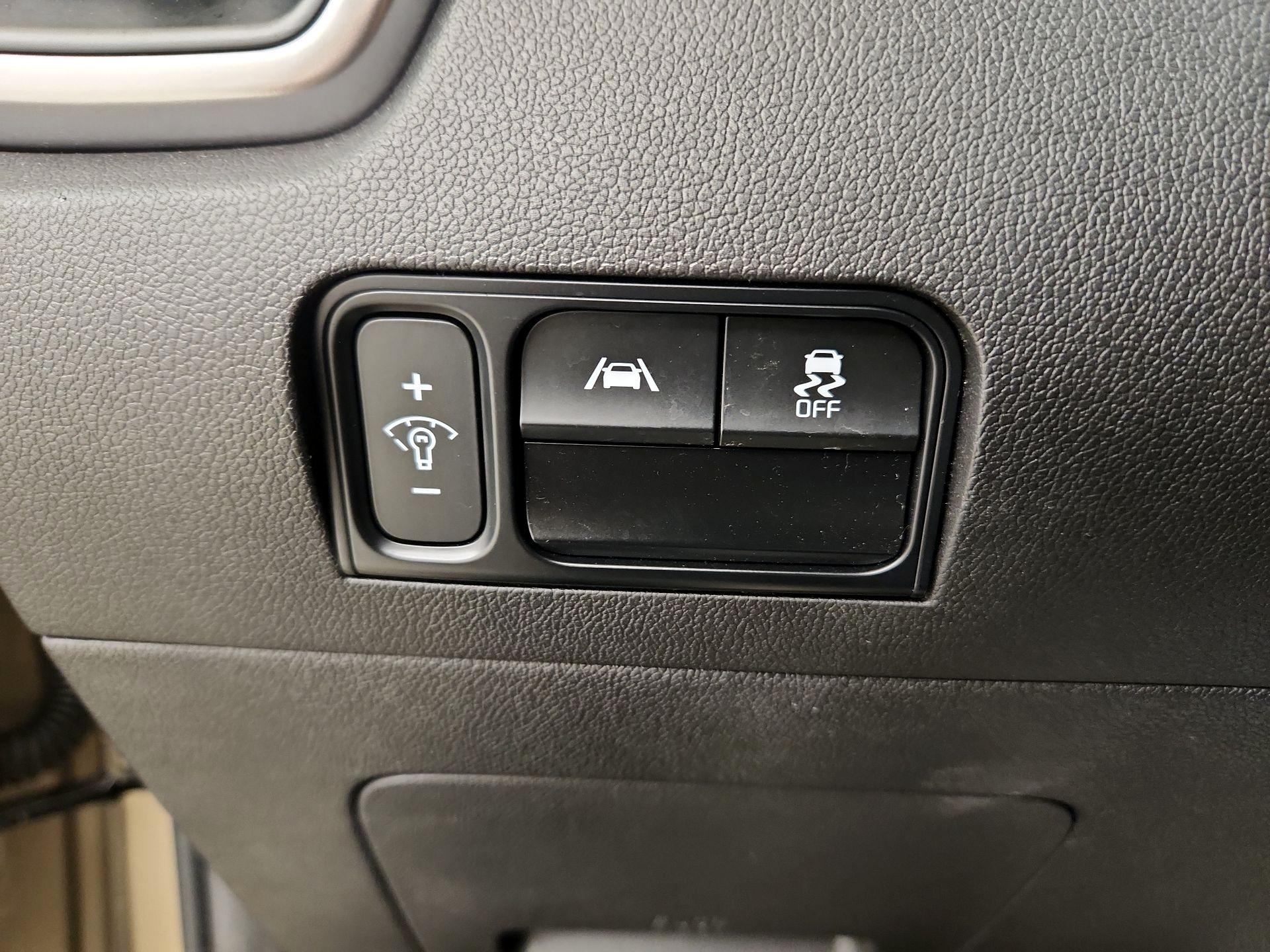 Thumbnail: 2021 Kia Sorento - 13