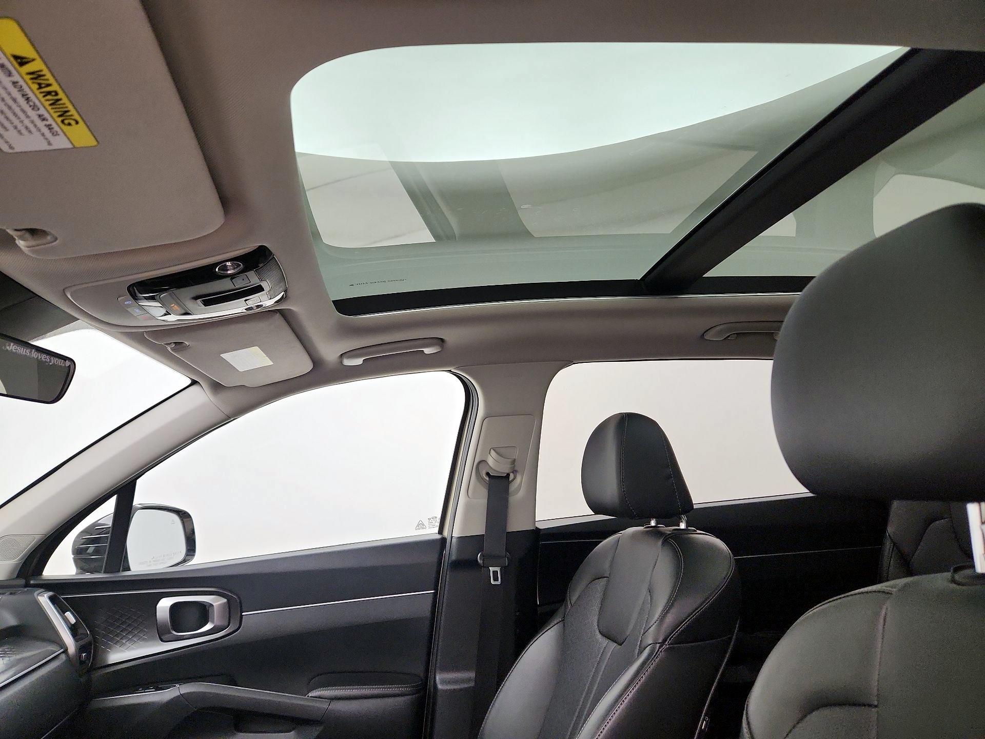 Thumbnail: 2021 Kia Sorento - 19