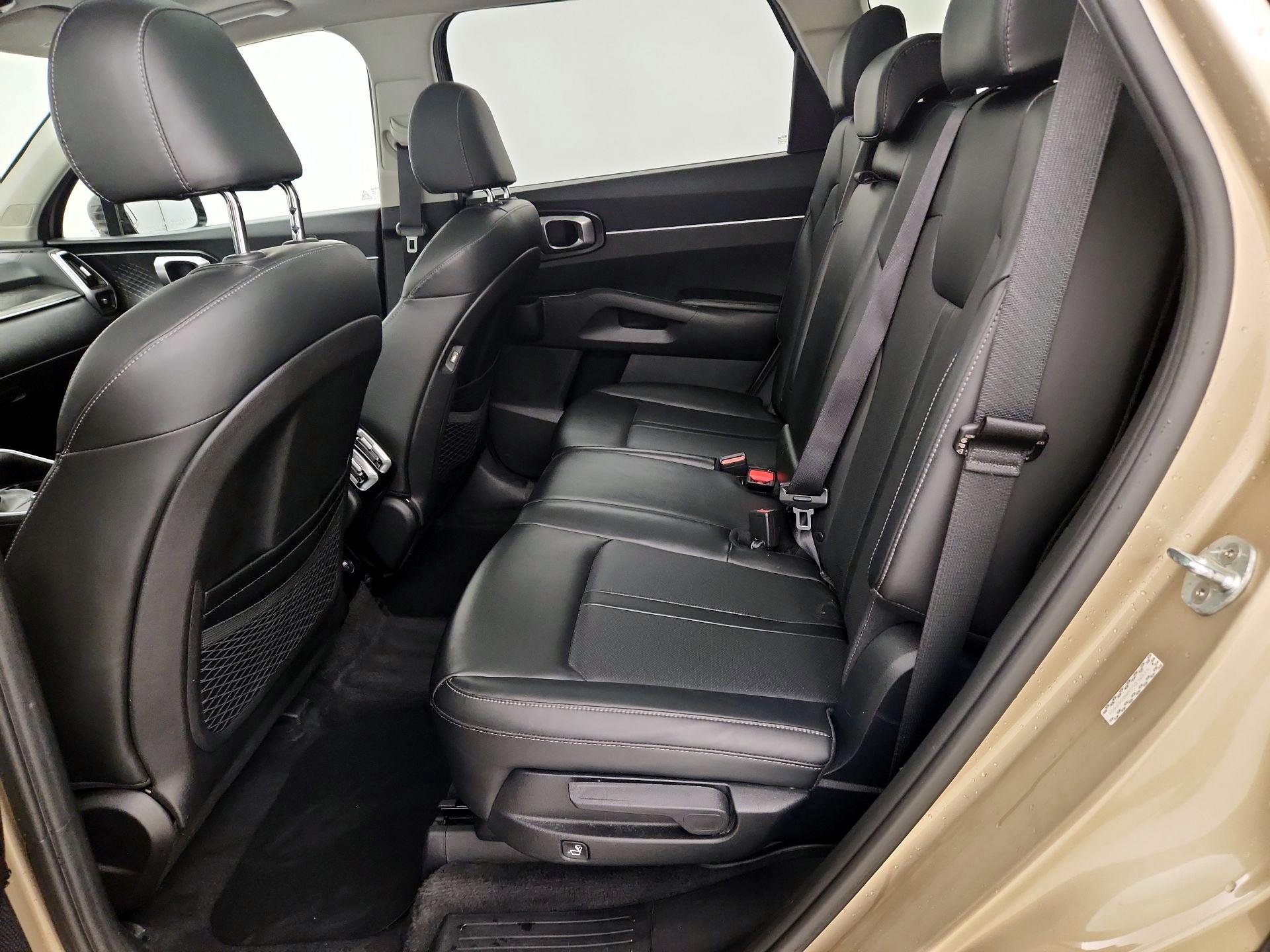 Thumbnail: 2021 Kia Sorento - 20