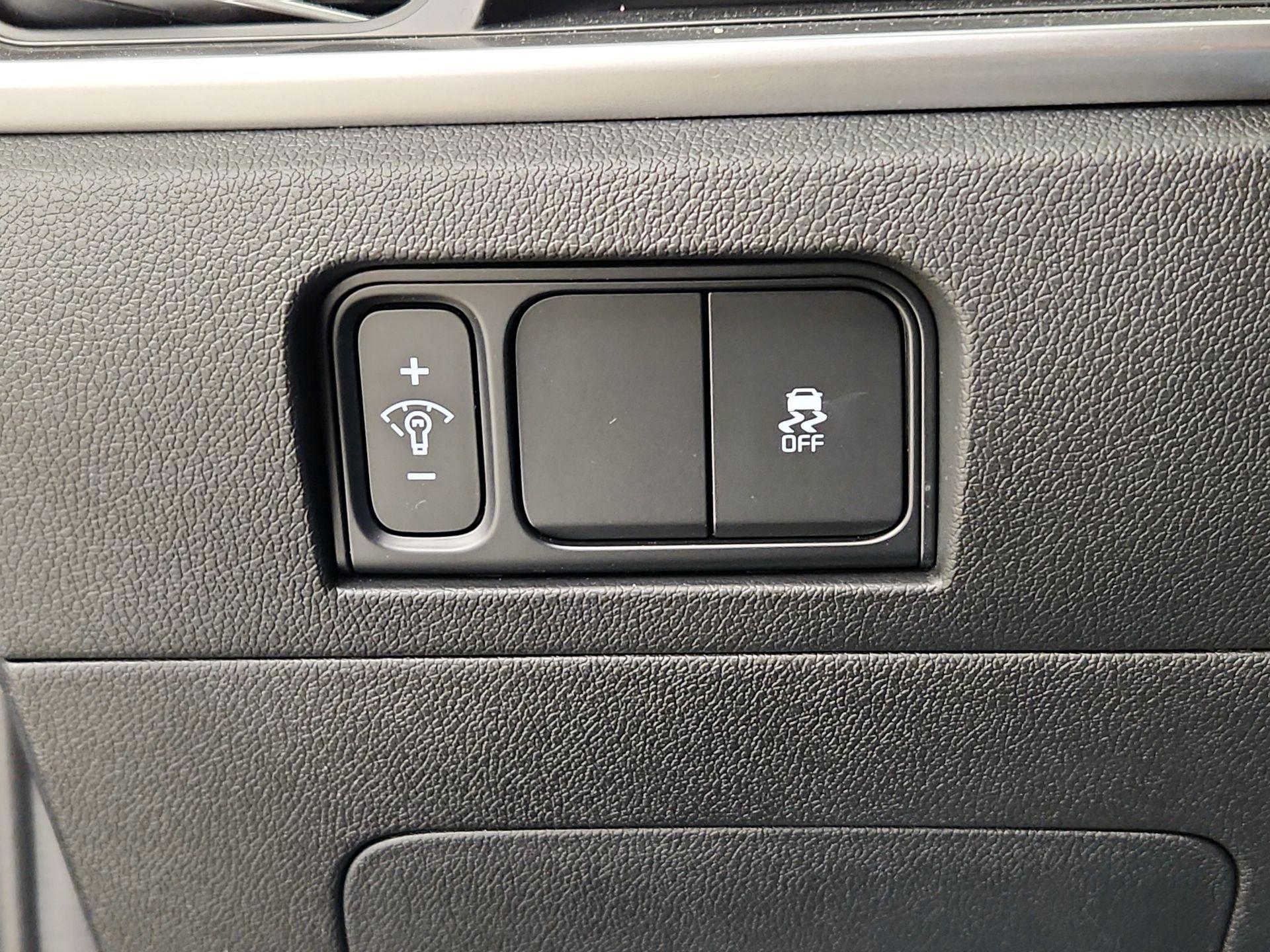 Thumbnail: 2024 Kia Sorento - 11