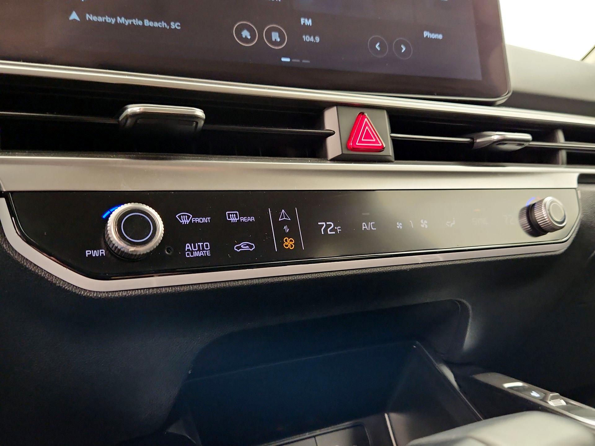 Thumbnail: 2024 Kia Sorento - 15