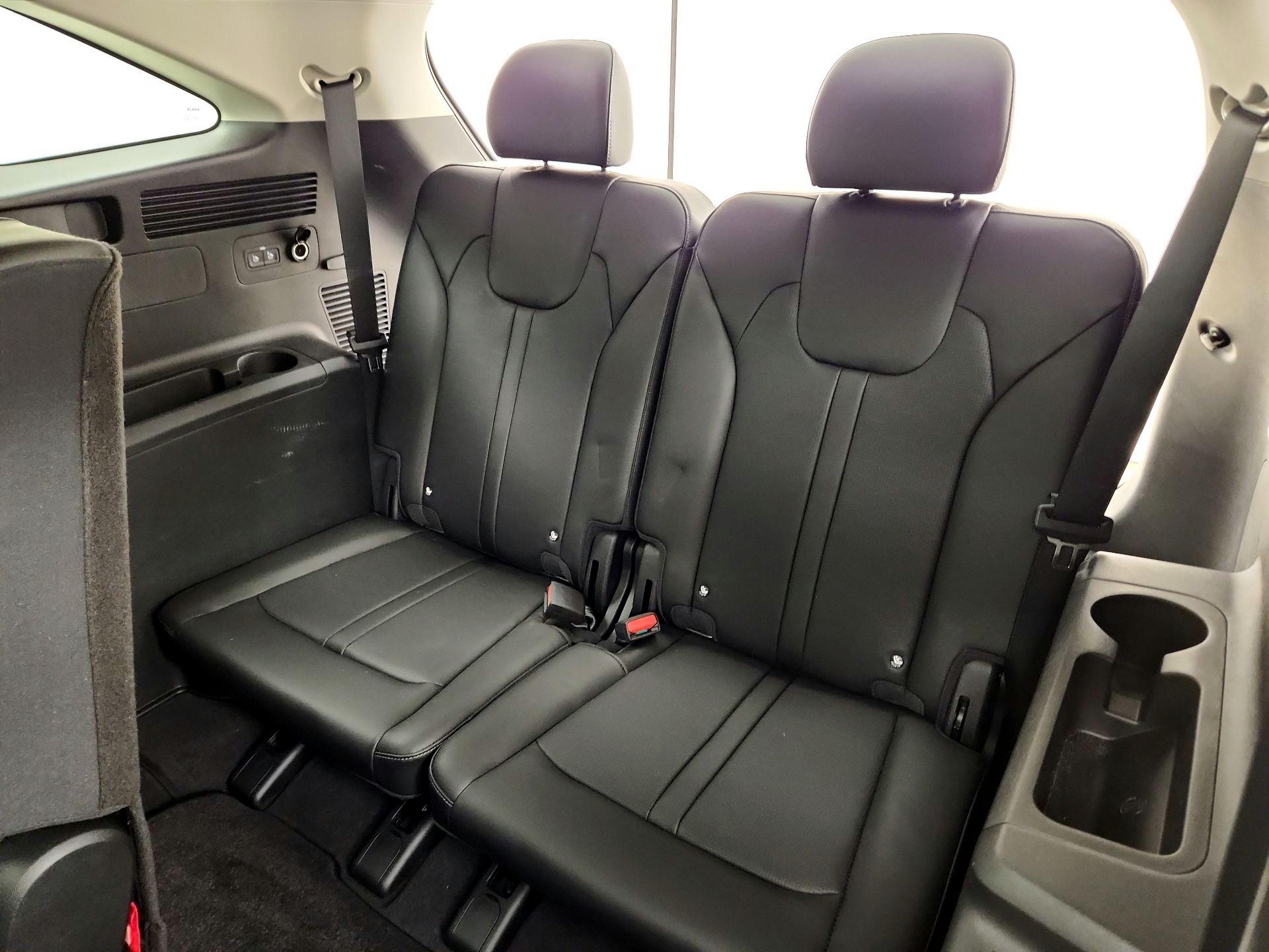 Thumbnail: 2024 Kia Sorento - 20