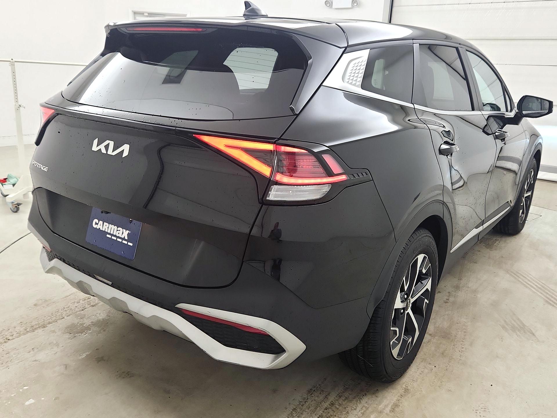 Thumbnail: 2023 Kia Sportage - 5