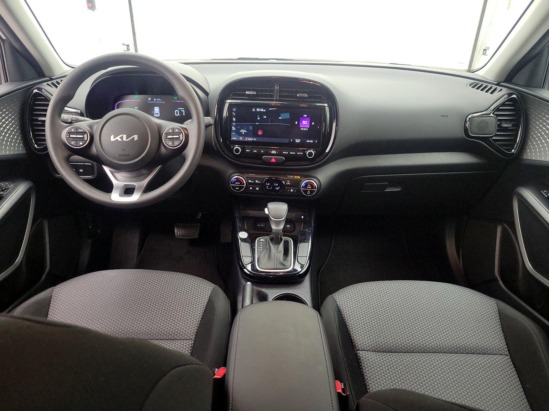 Thumbnail: 2023 Kia Soul - 9