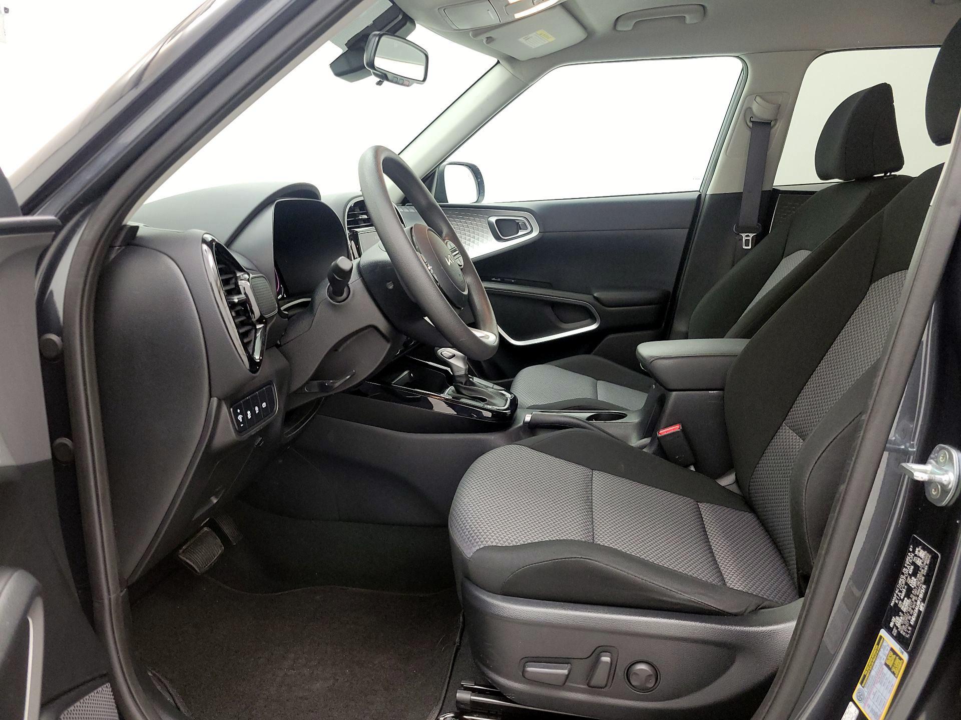 Thumbnail: 2023 Kia Soul - 11