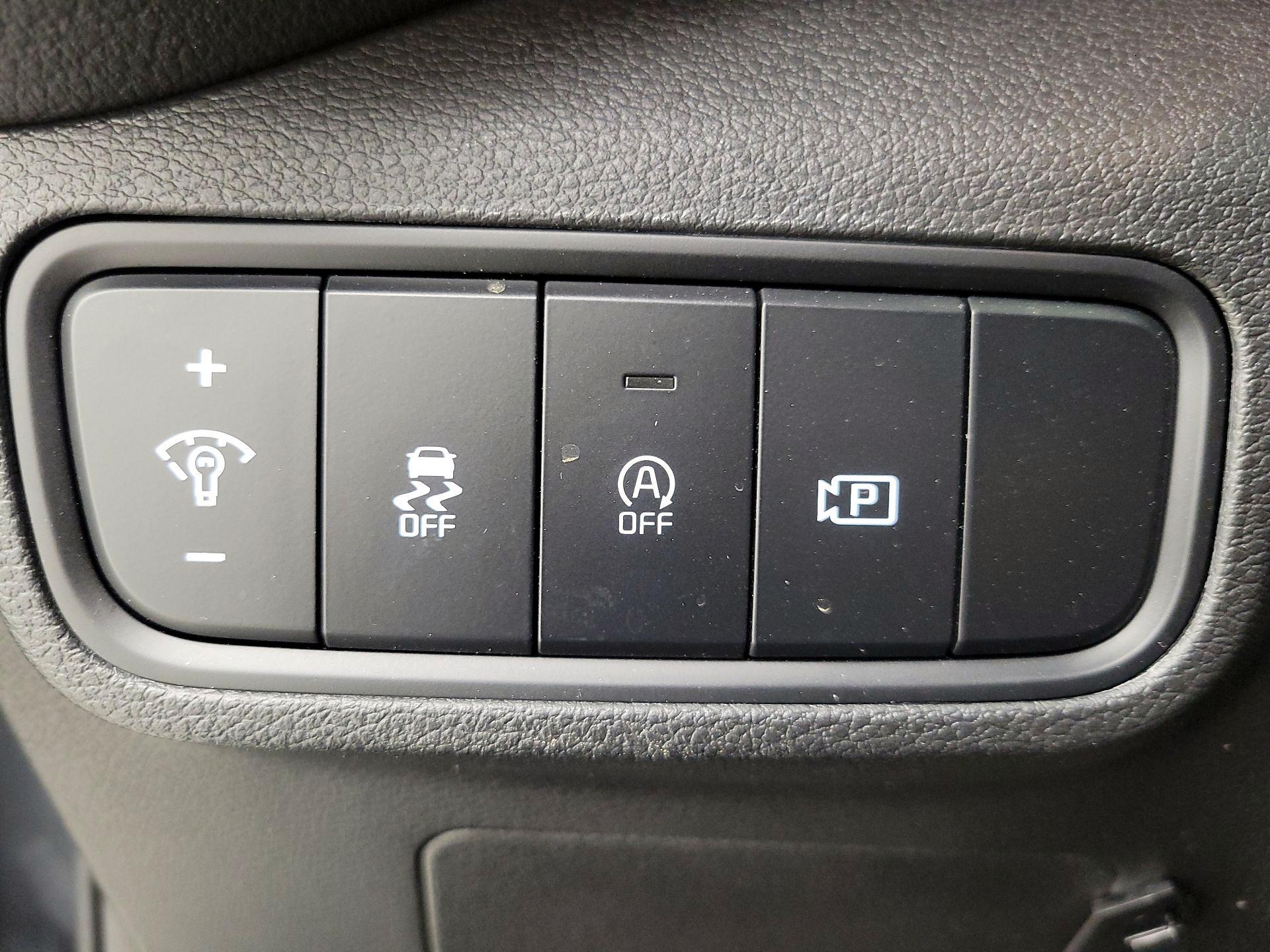 Thumbnail: 2023 Kia Soul - 13