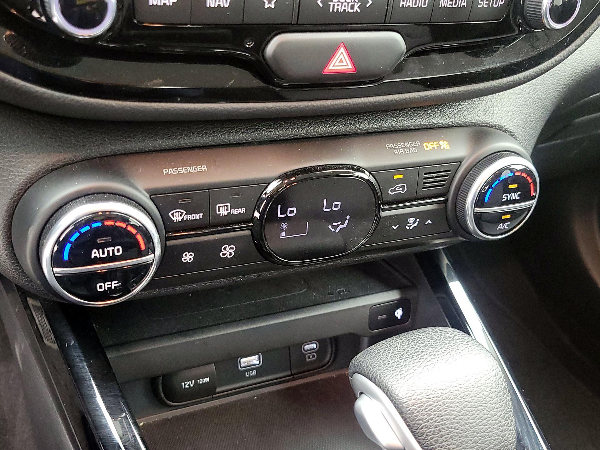 Thumbnail: 2023 Kia Soul - 17