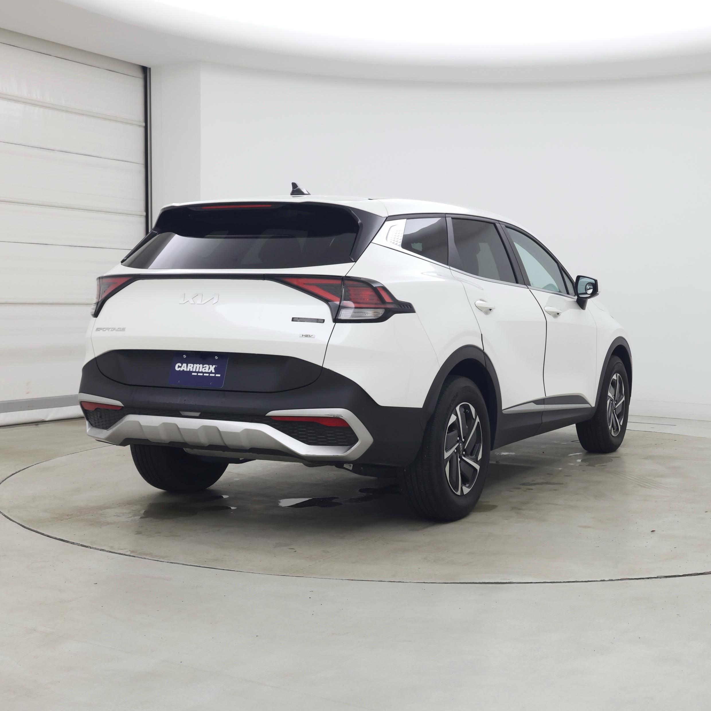 Thumbnail: 2023 Kia Sportage - 8