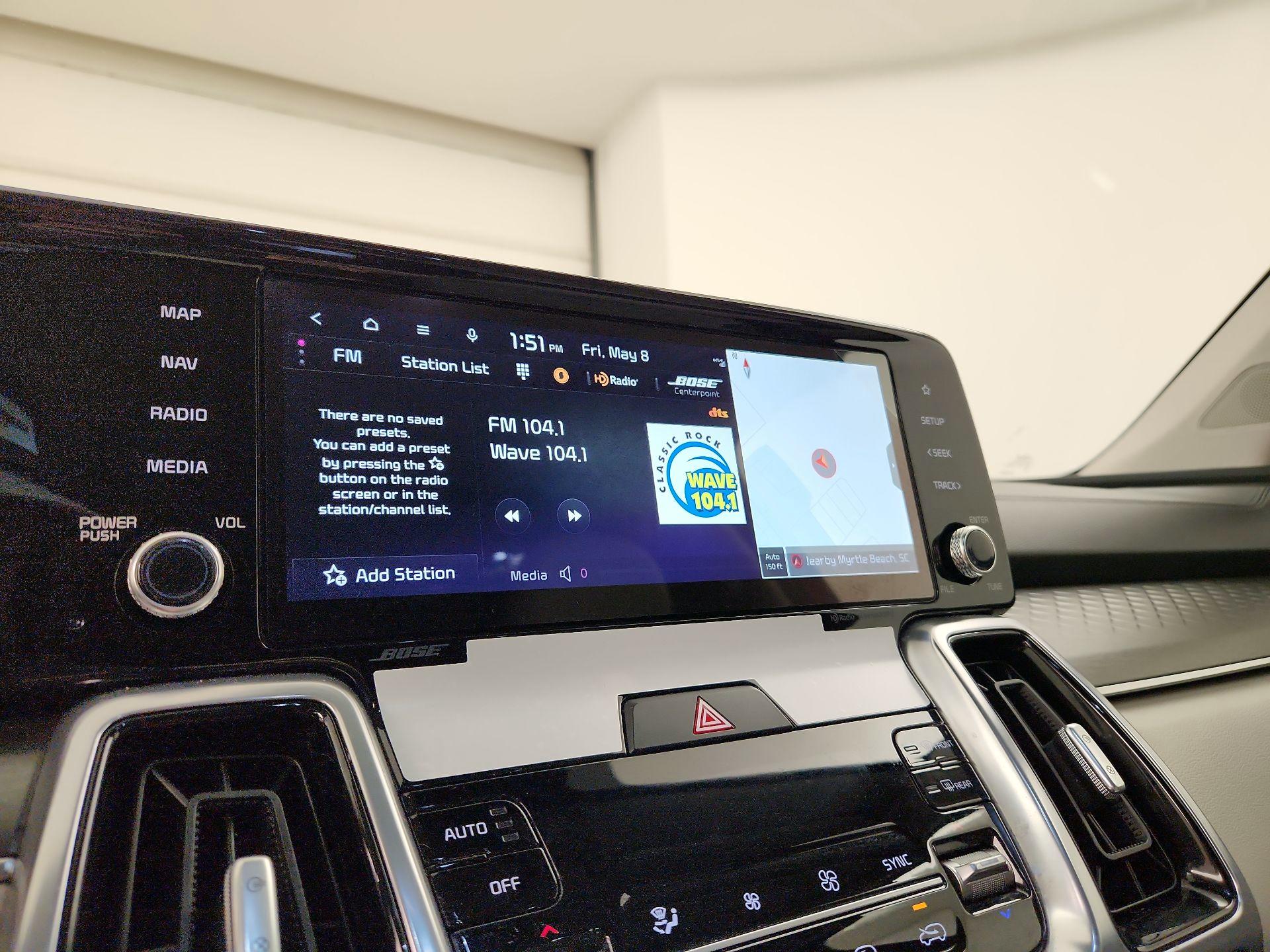 Thumbnail: 2023 Kia Sorento - 16