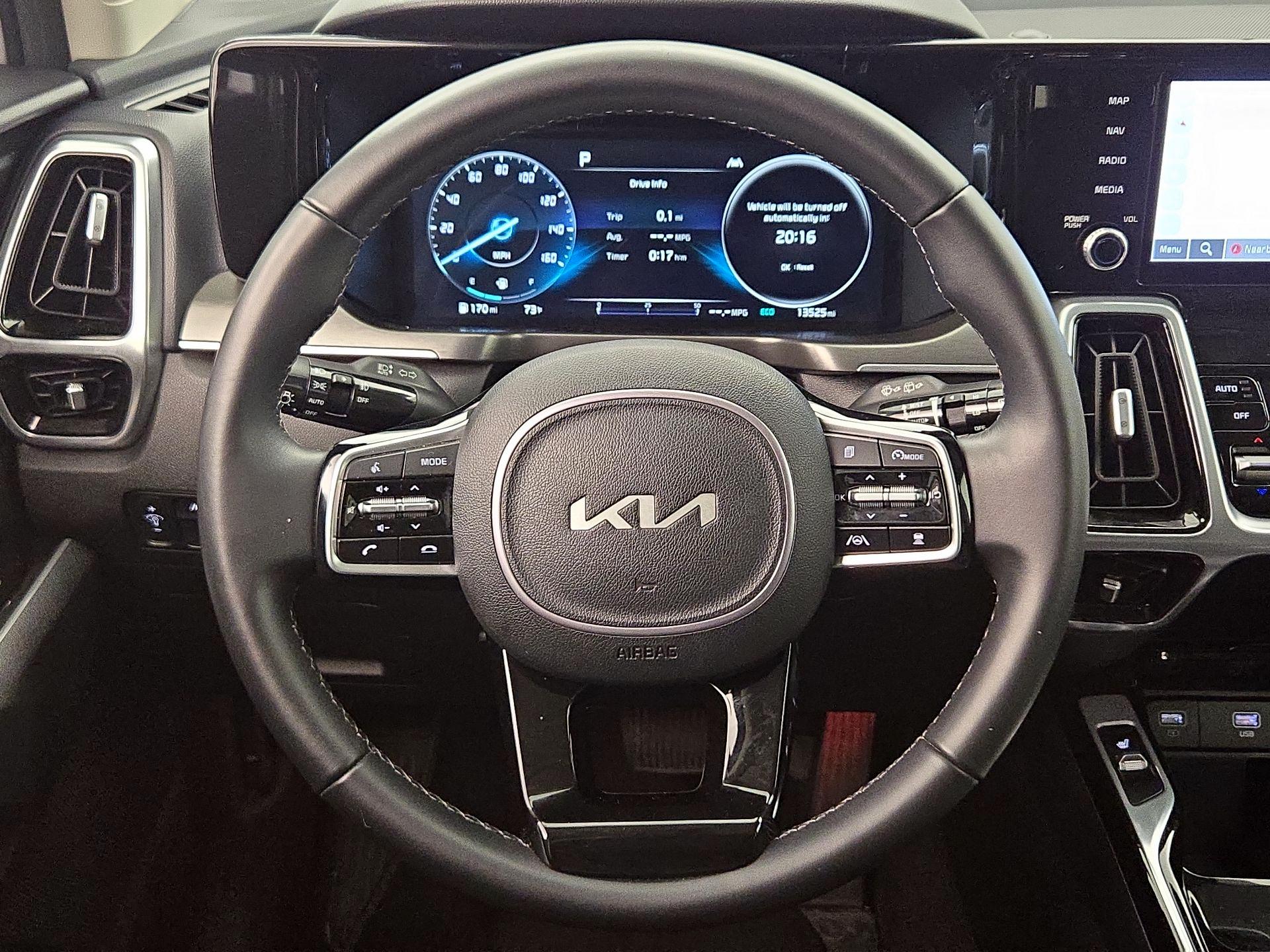 Thumbnail: 2023 Kia Sorento - 10