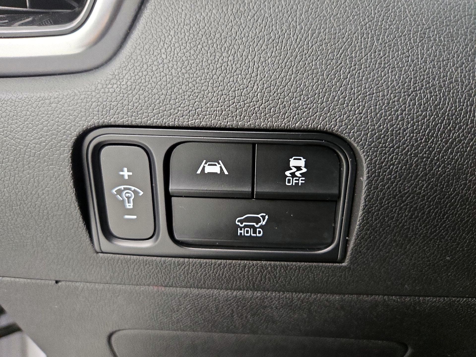 Thumbnail: 2023 Kia Sorento - 13