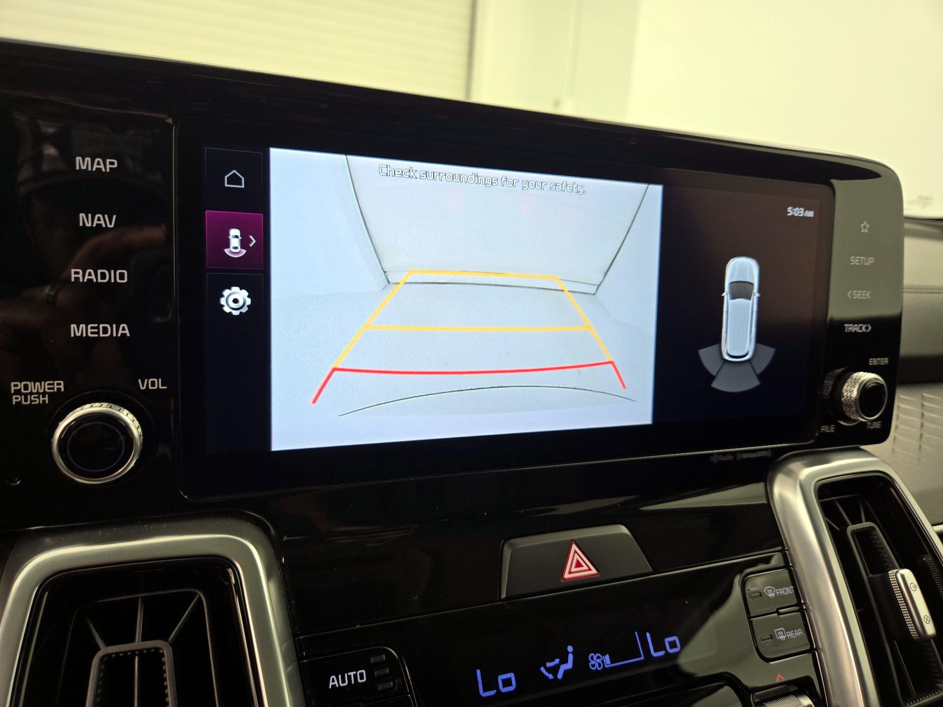 Thumbnail: 2023 Kia Sorento - 15