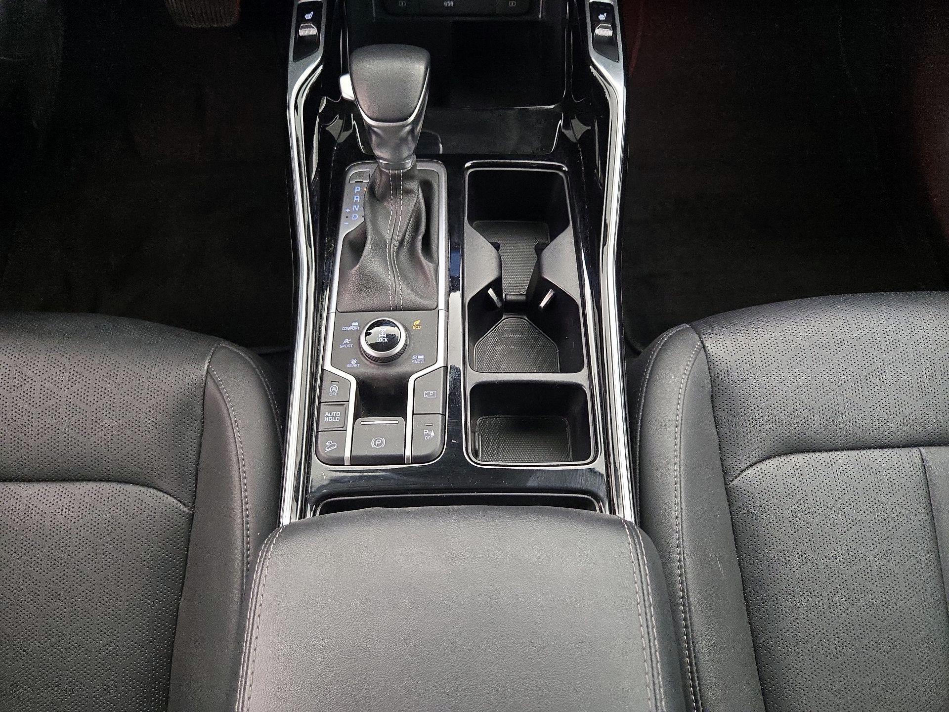 Thumbnail: 2023 Kia Sorento - 18