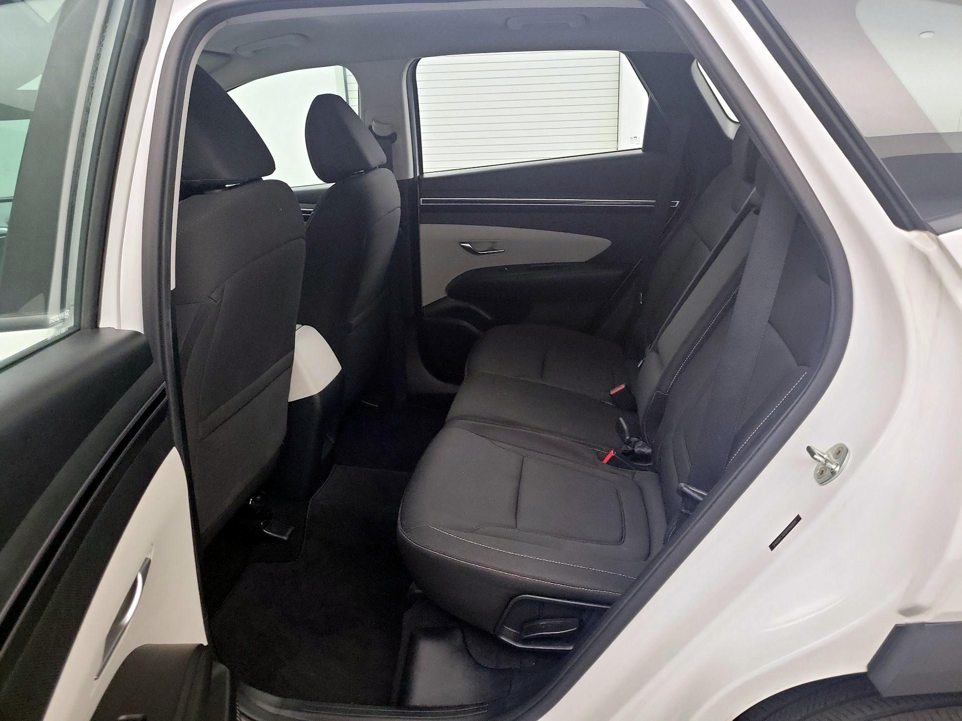 Thumbnail: 2023 Hyundai Tucson - 19