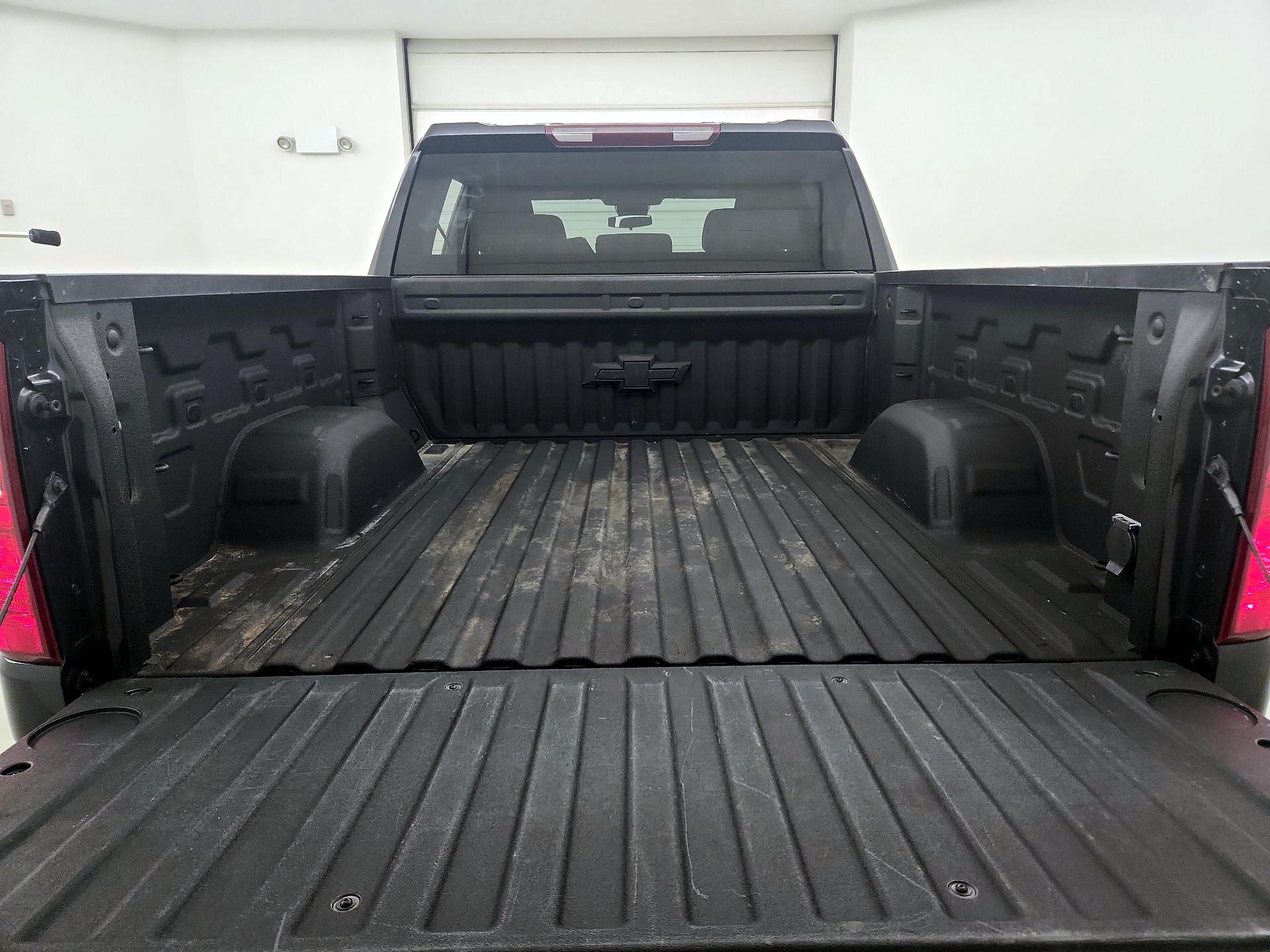 Thumbnail: 2022 Chevrolet Silverado 1500 - 18