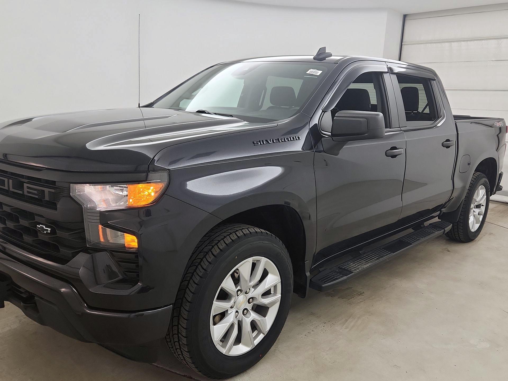 Thumbnail: 2022 Chevrolet Silverado 1500 - 3