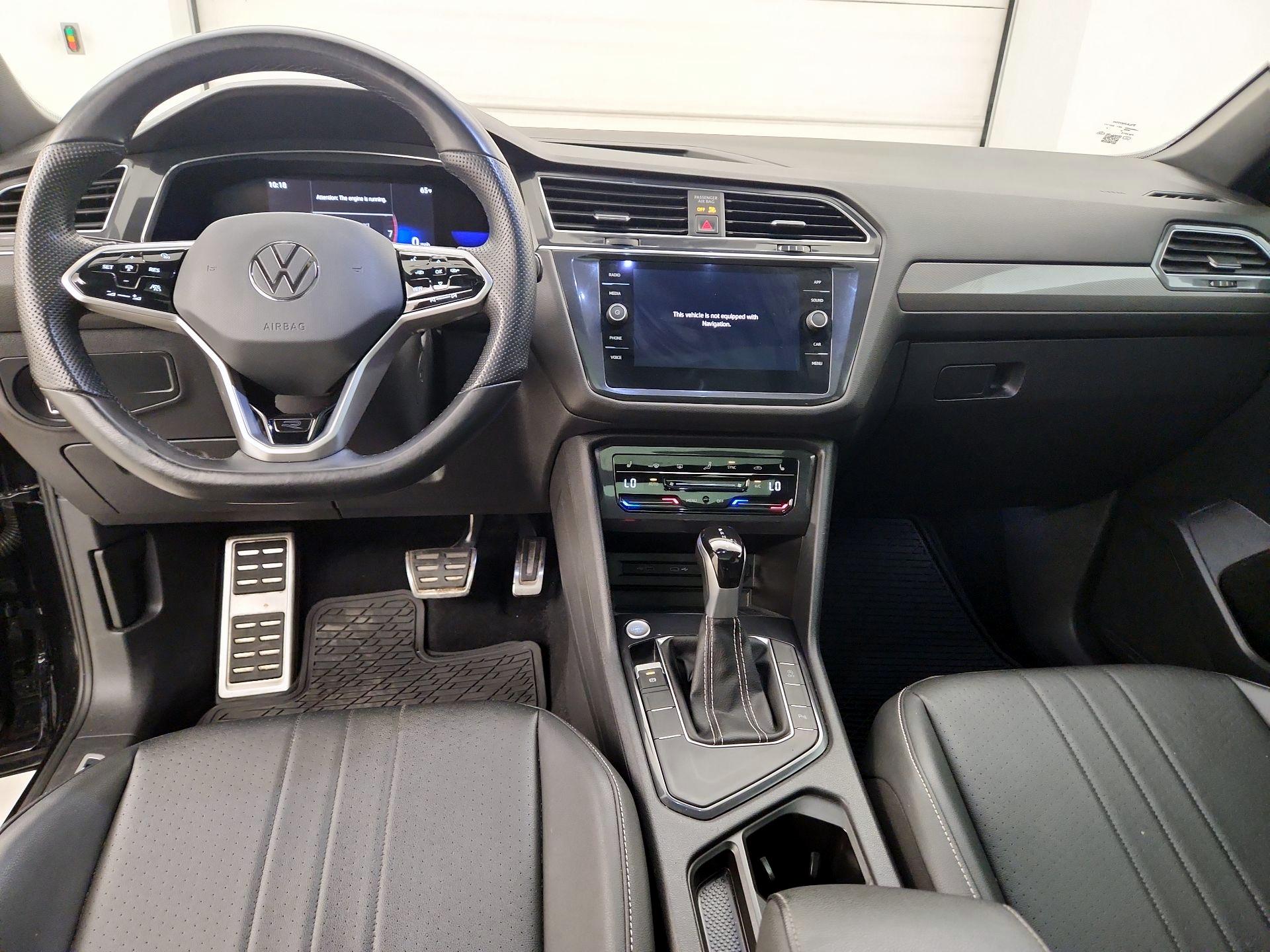 Thumbnail: 2023 Volkswagen Tiguan - 9