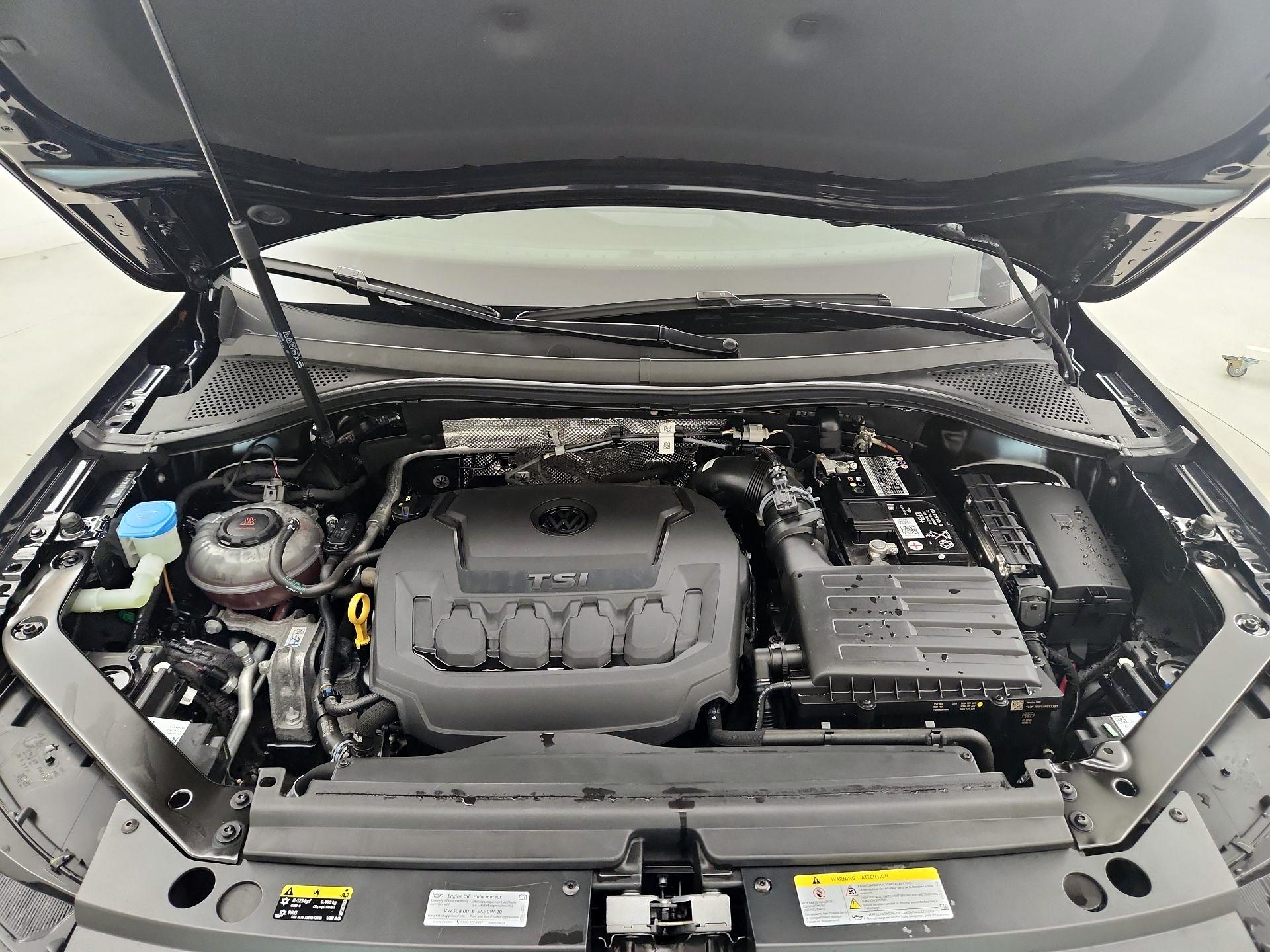 Thumbnail: 2023 Volkswagen Tiguan - 19