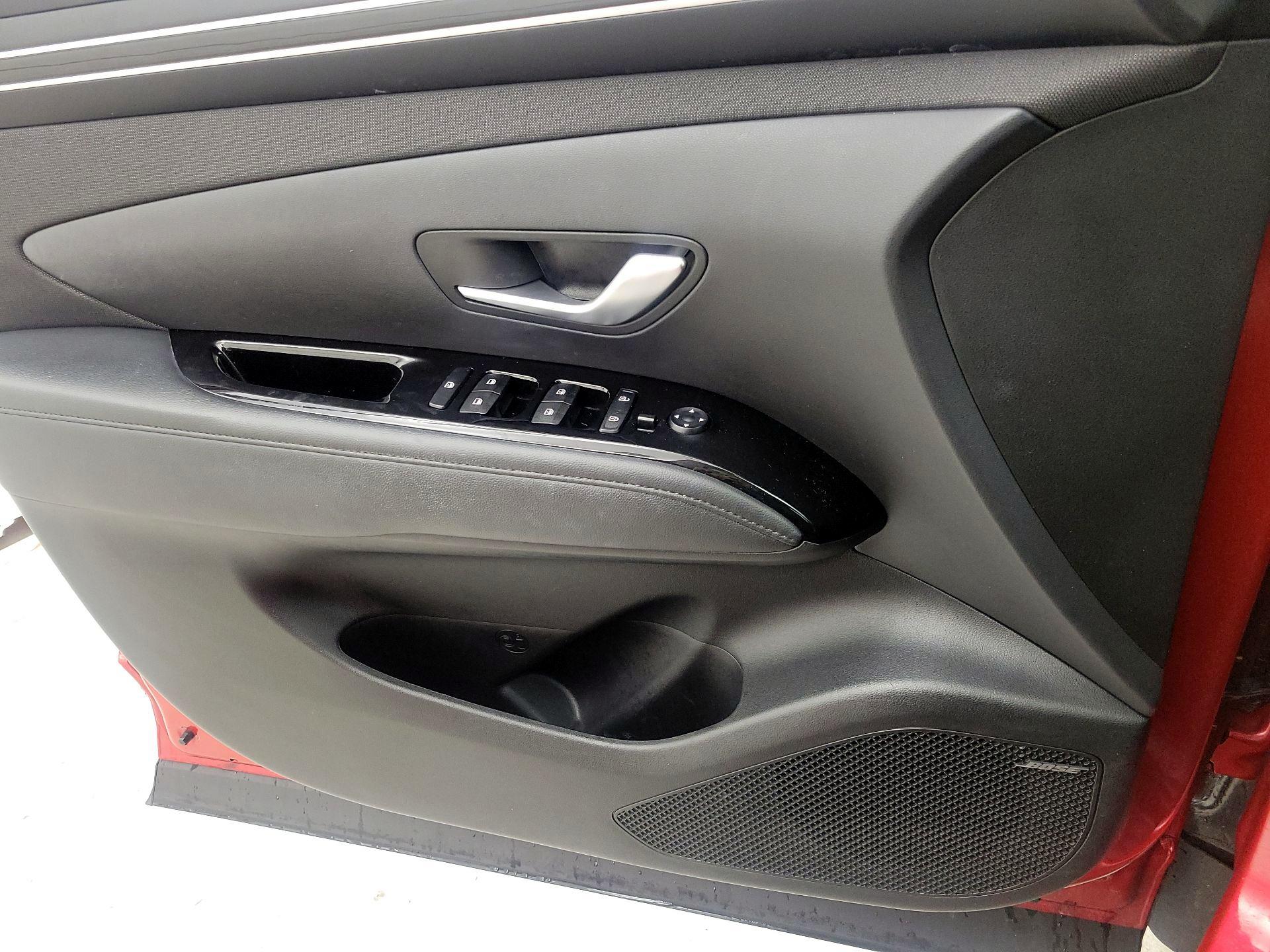 Thumbnail: 2023 Hyundai Tucson - 12