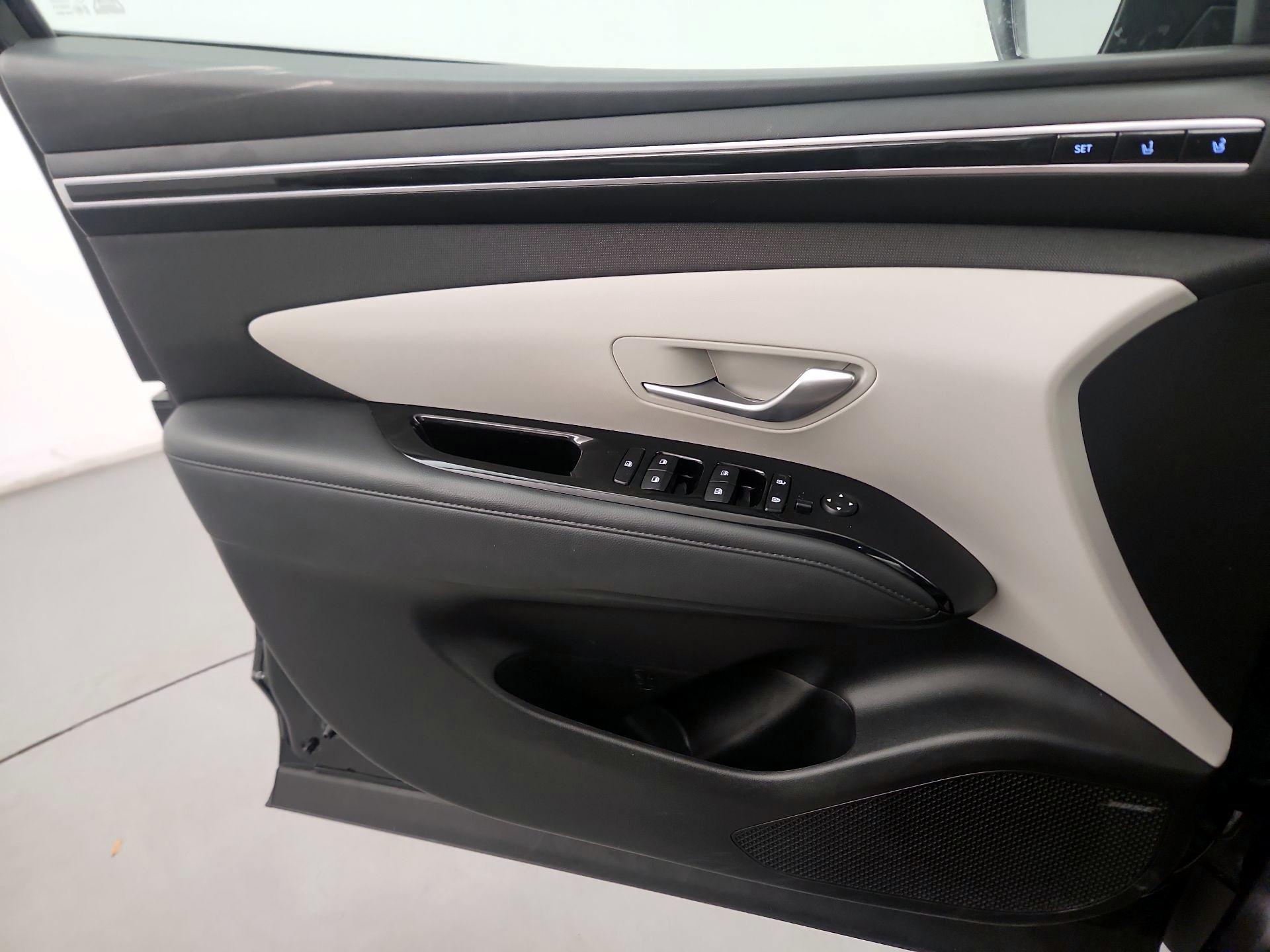 Thumbnail: 2023 Hyundai Tucson - 12