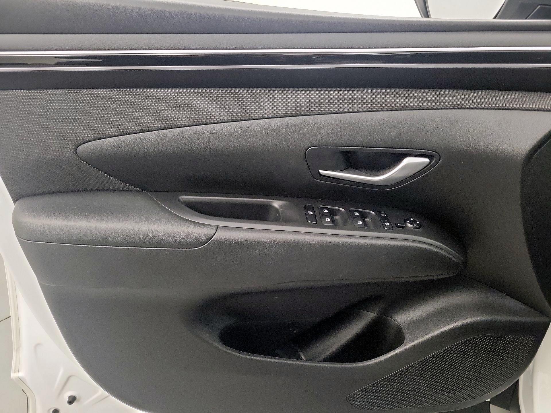 Thumbnail: 2023 Hyundai Tucson - 12