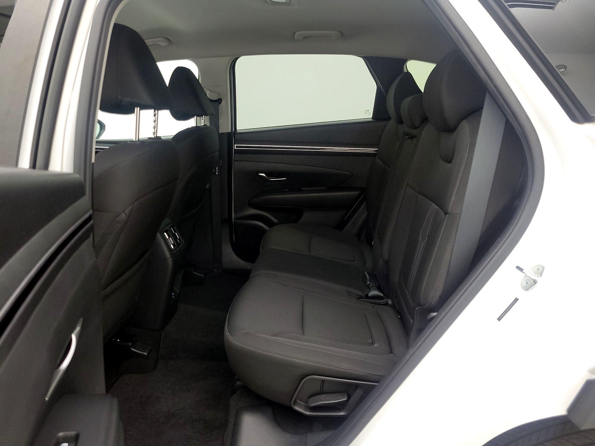 Thumbnail: 2023 Hyundai Tucson - 19