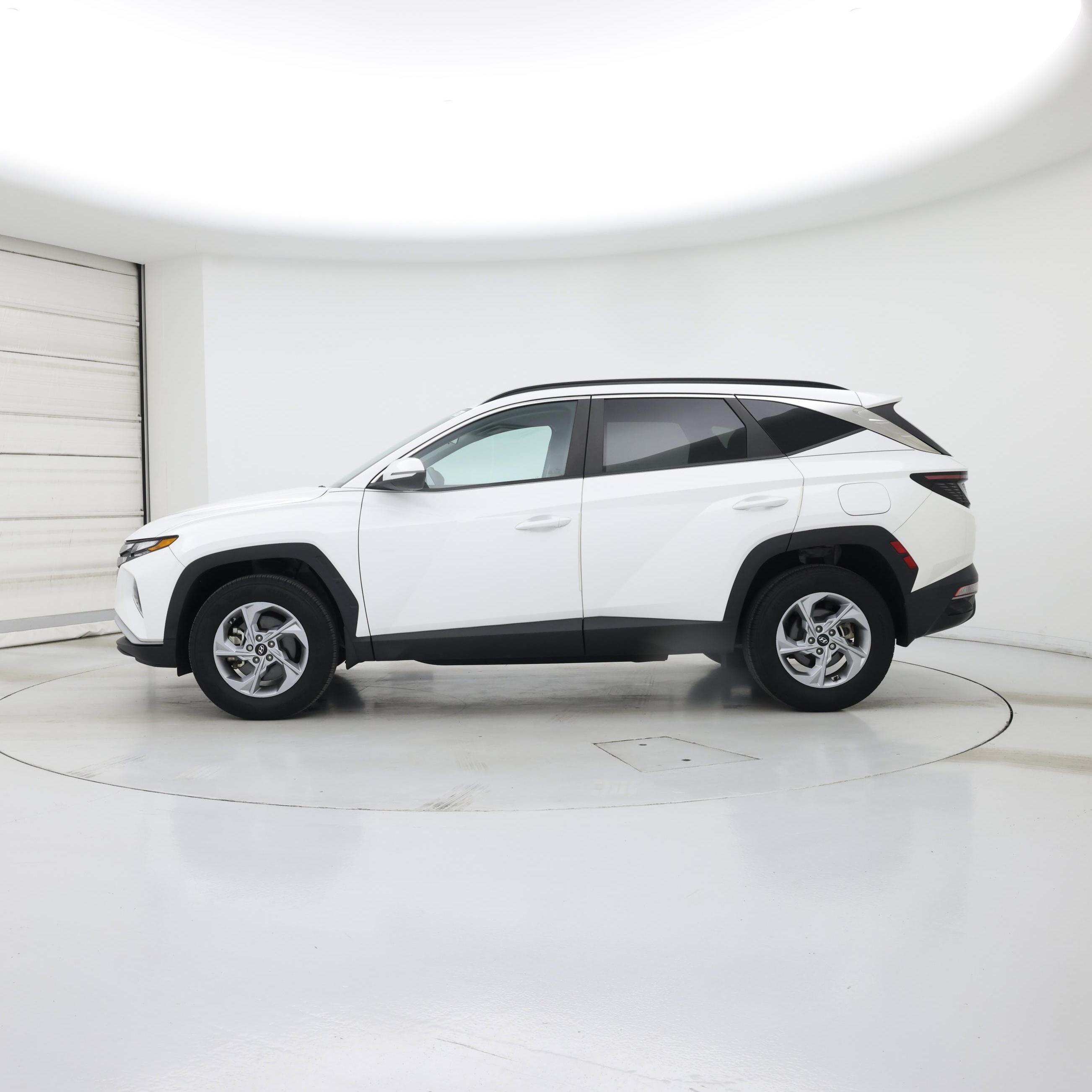 Thumbnail: 2023 Hyundai Tucson - 3