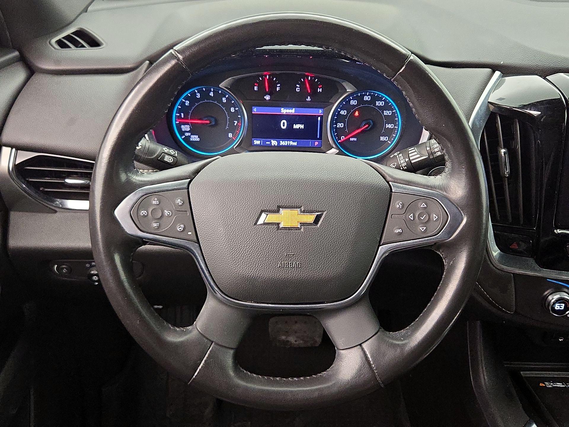 Thumbnail: 2022 Chevrolet Traverse - 10