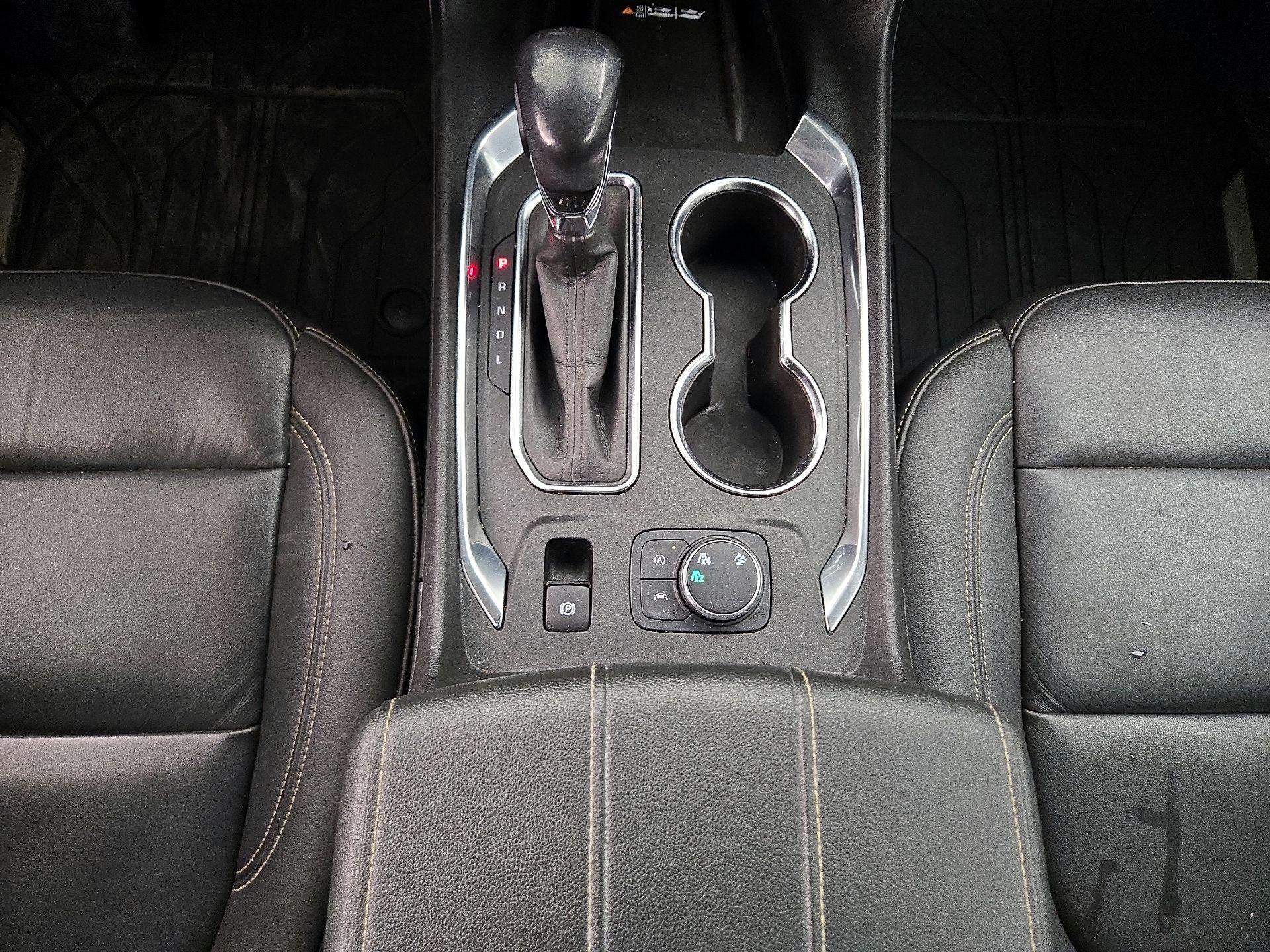 Thumbnail: 2022 Chevrolet Traverse - 17