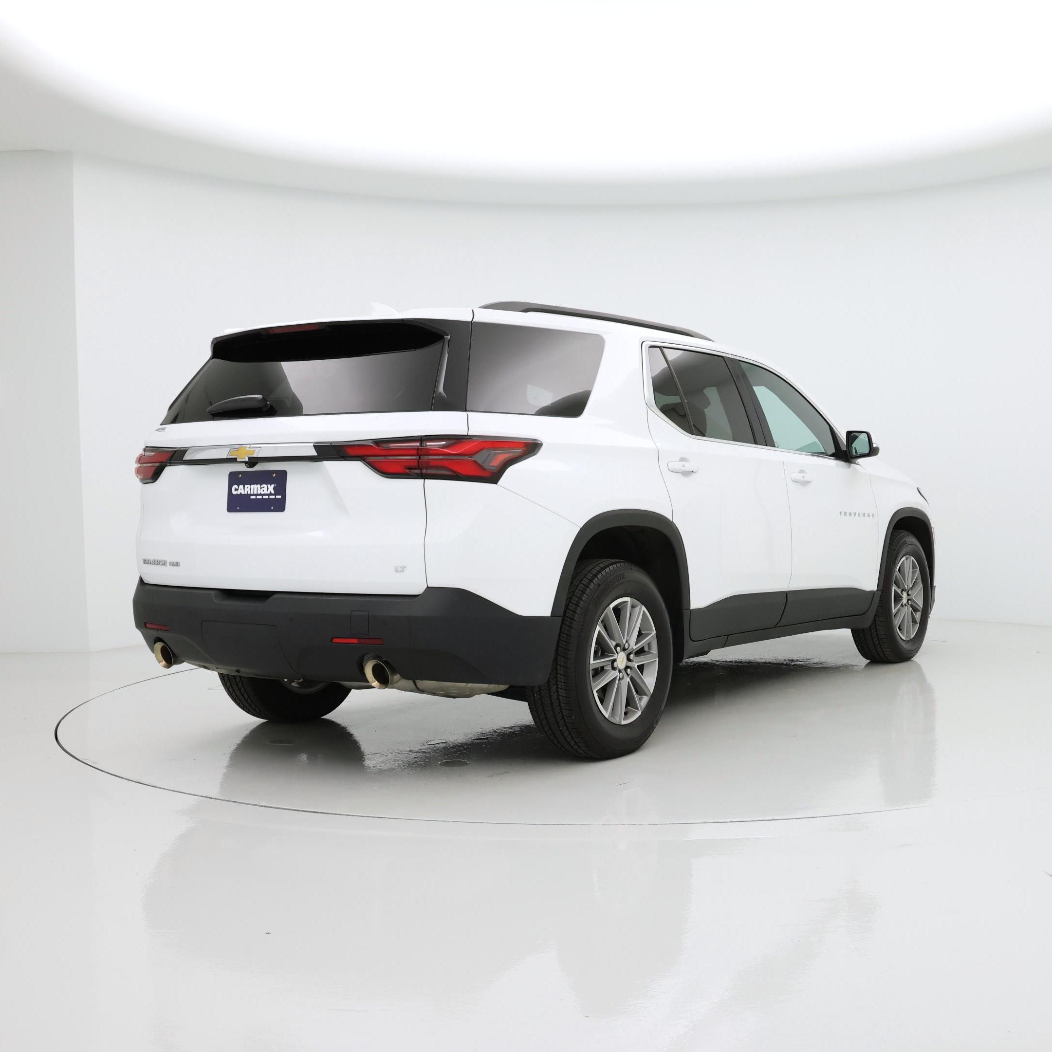 Thumbnail: 2022 Chevrolet Traverse - 8