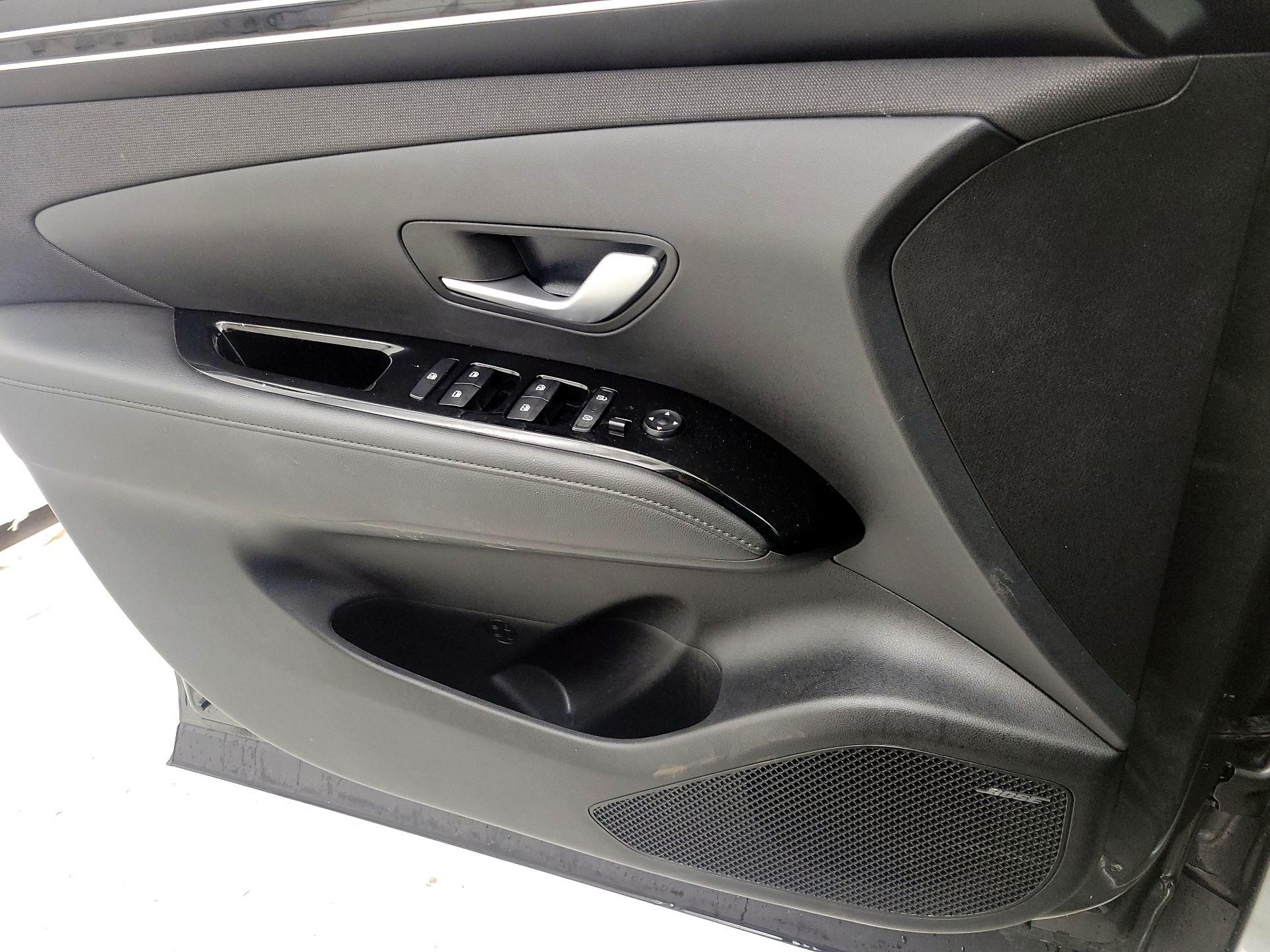 Thumbnail: 2023 Hyundai Tucson - 12