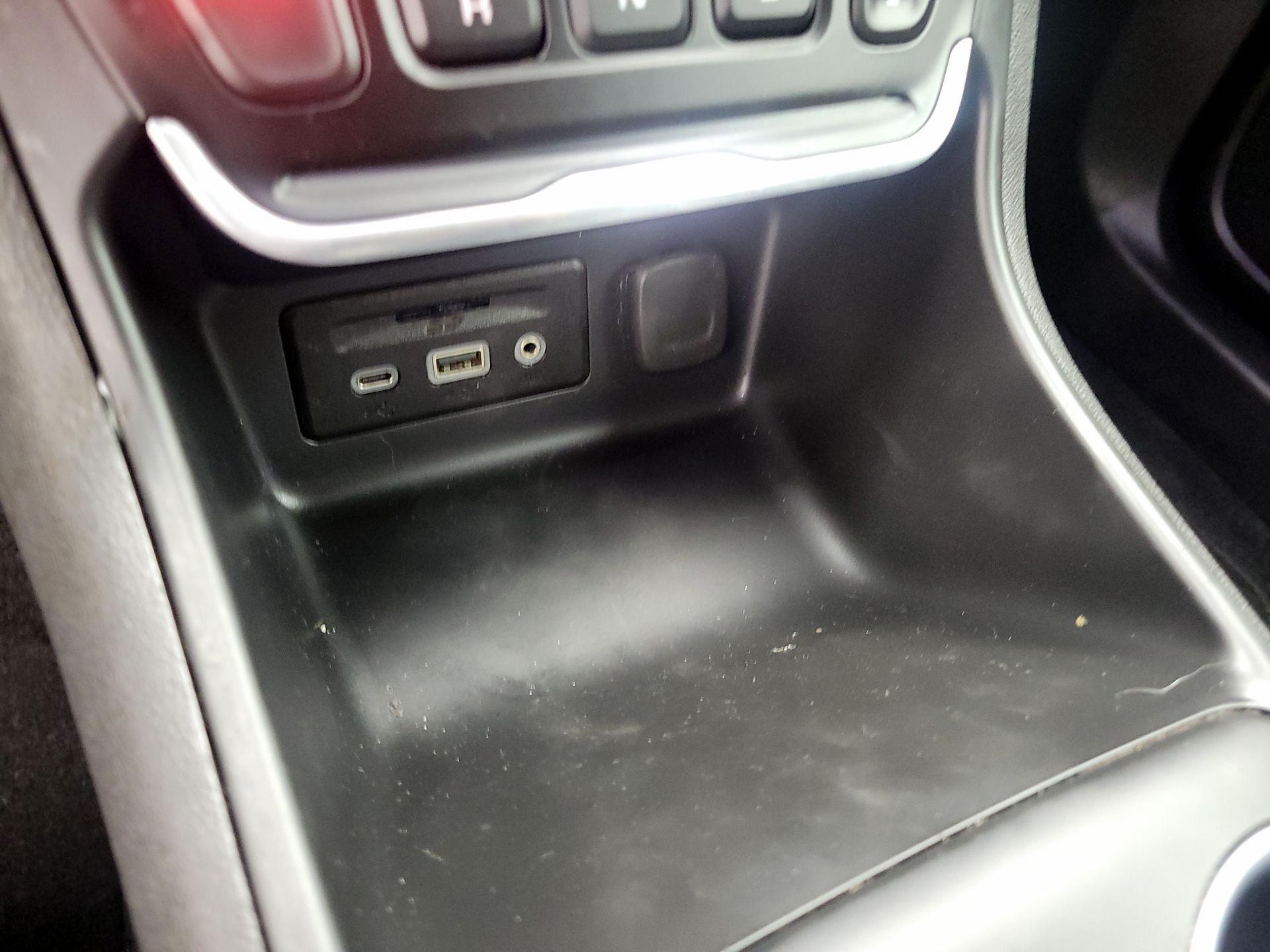 Thumbnail: 2020 GMC Terrain - 18