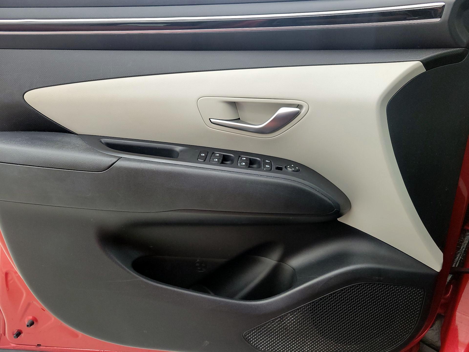 Thumbnail: 2023 Hyundai Tucson - 12