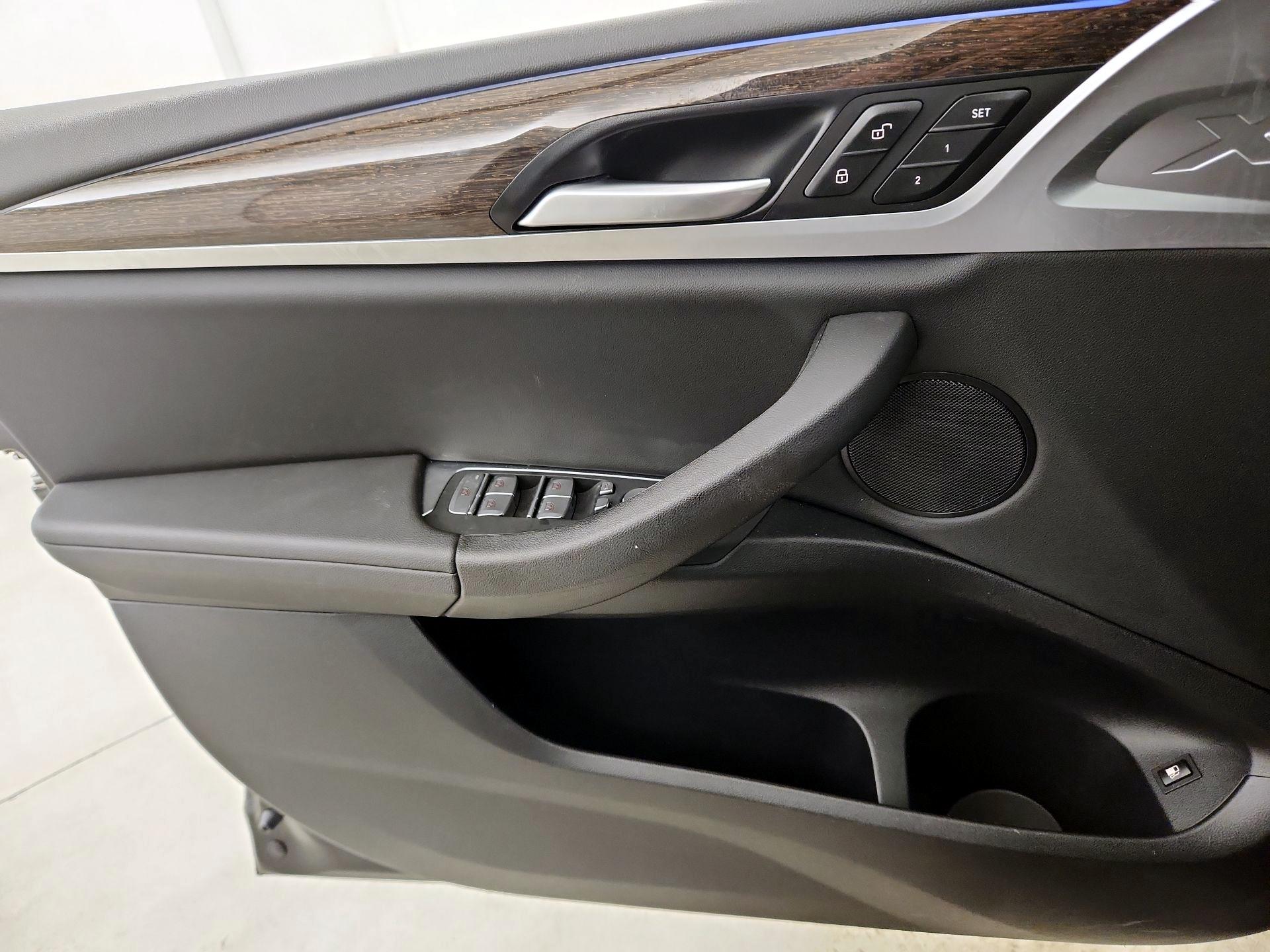 Thumbnail: 2021 BMW X3 - 10