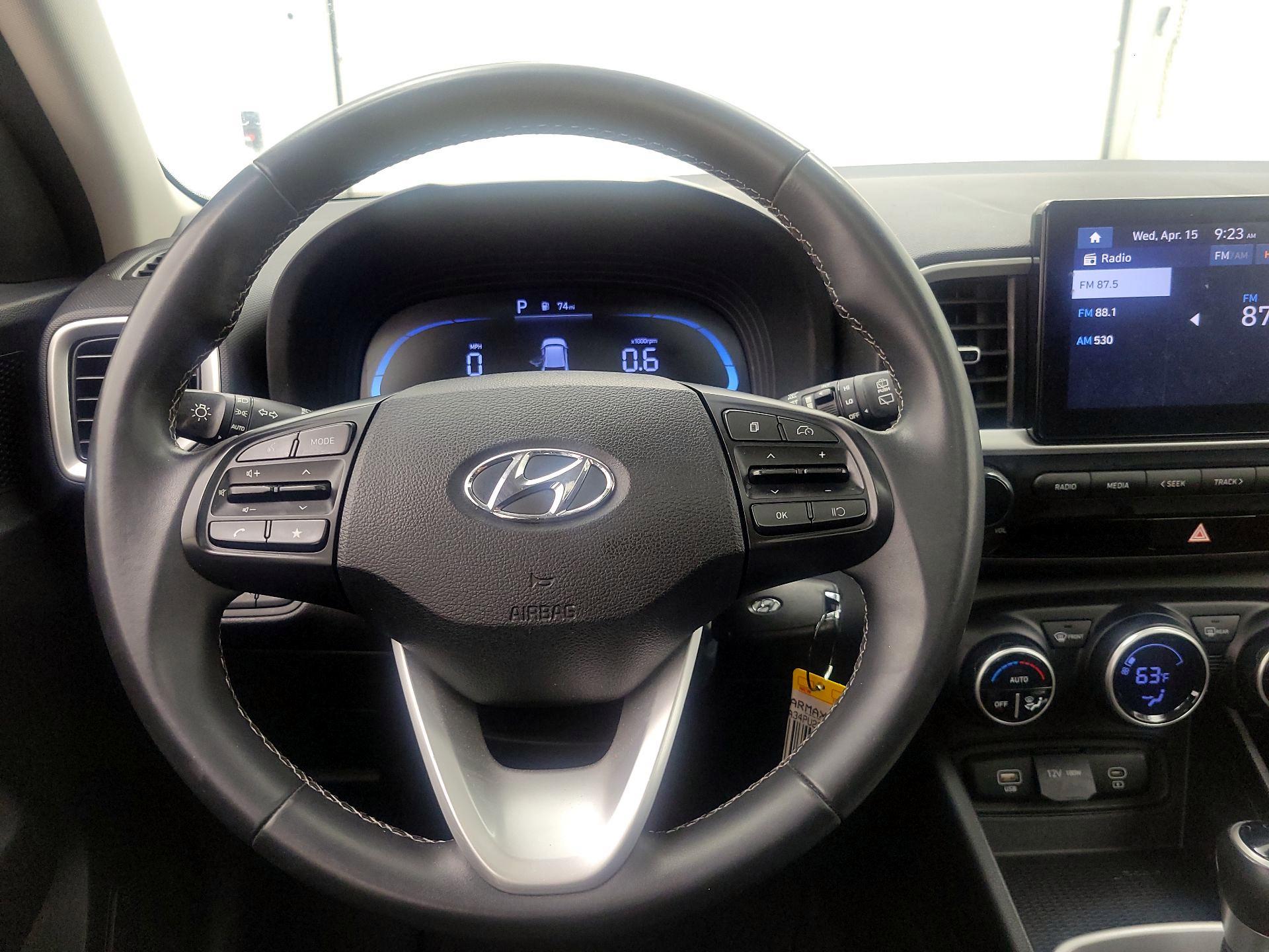 Thumbnail: 2023 Hyundai Venue - 9